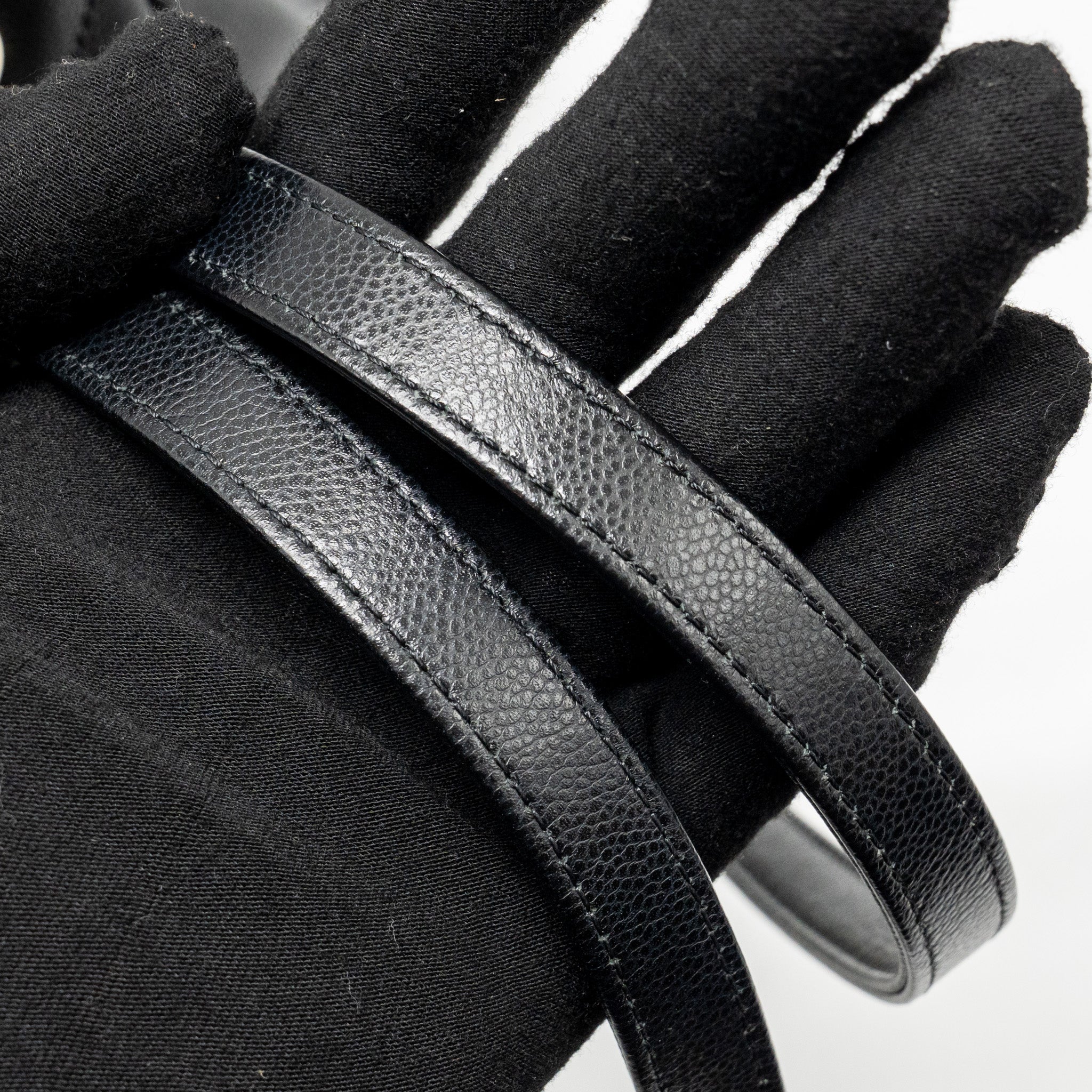 chanel-backpack-black-2