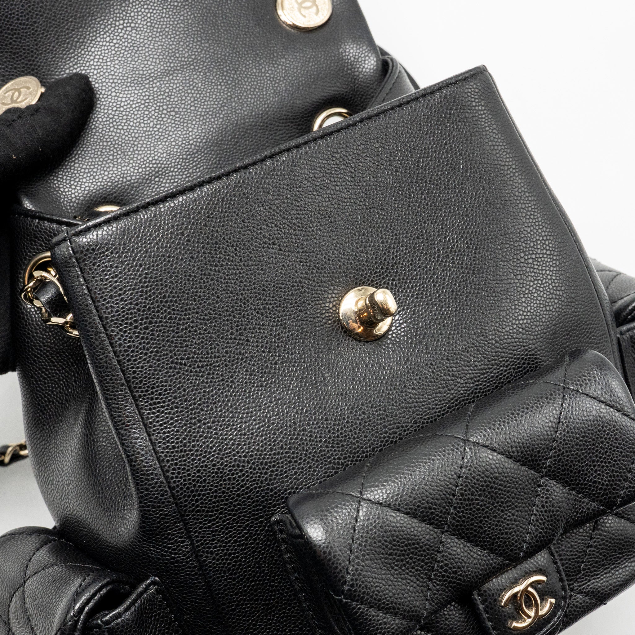 chanel-backpack-black-2