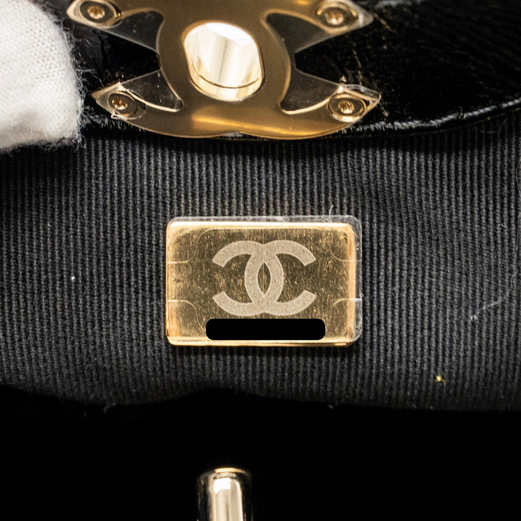 chanel-mini-31-bag-shiny-lambskin-black-lghw-microchip-copy-1