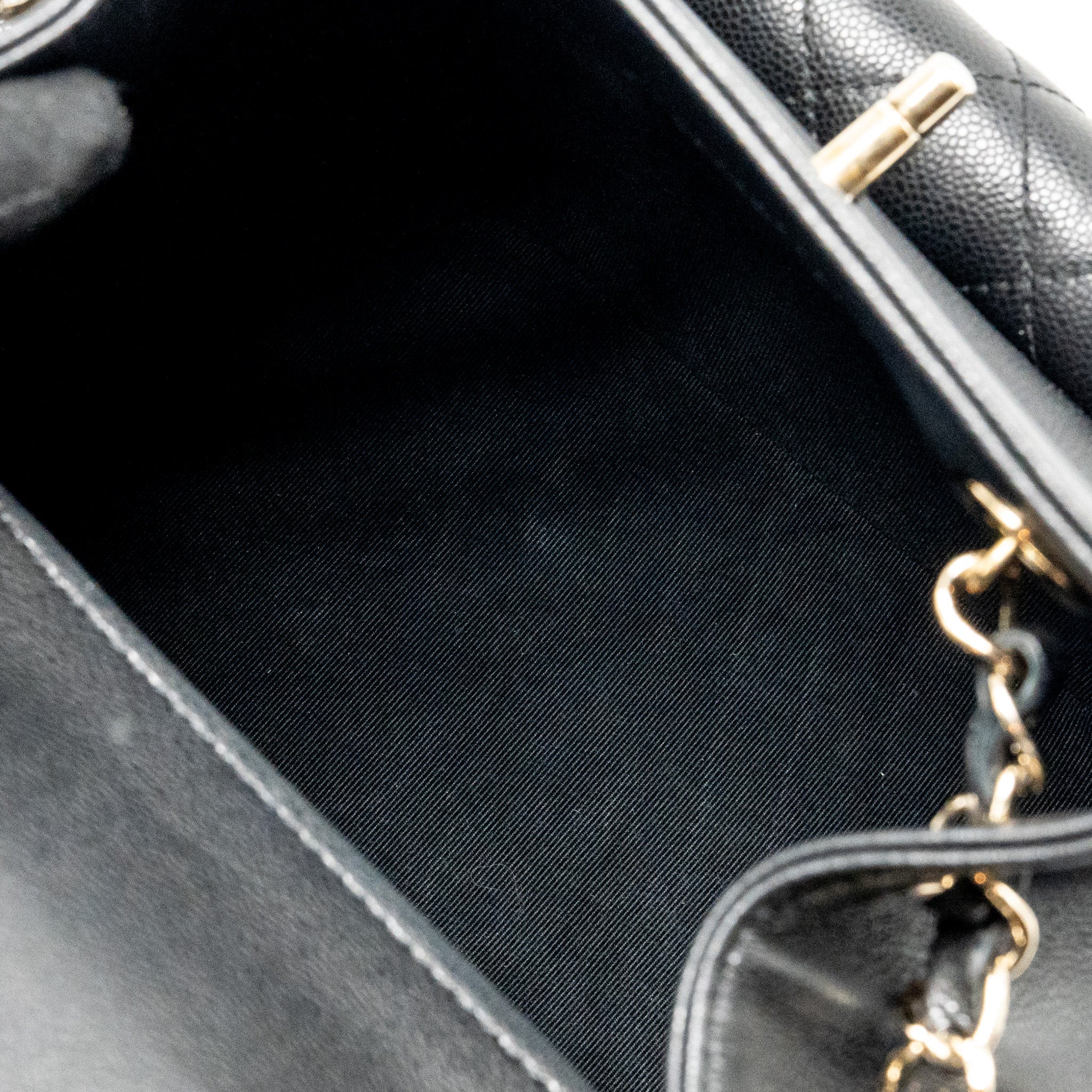 chanel-backpack-black-2