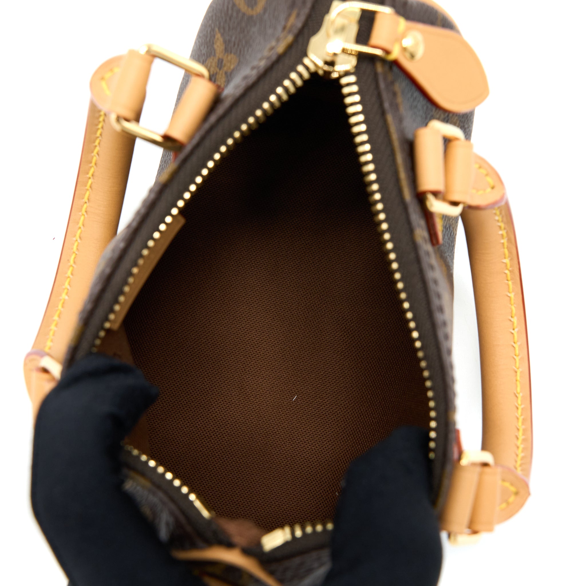 louis-vuitton-nano-speedy-new-version-monogram-canvas-ghw-4