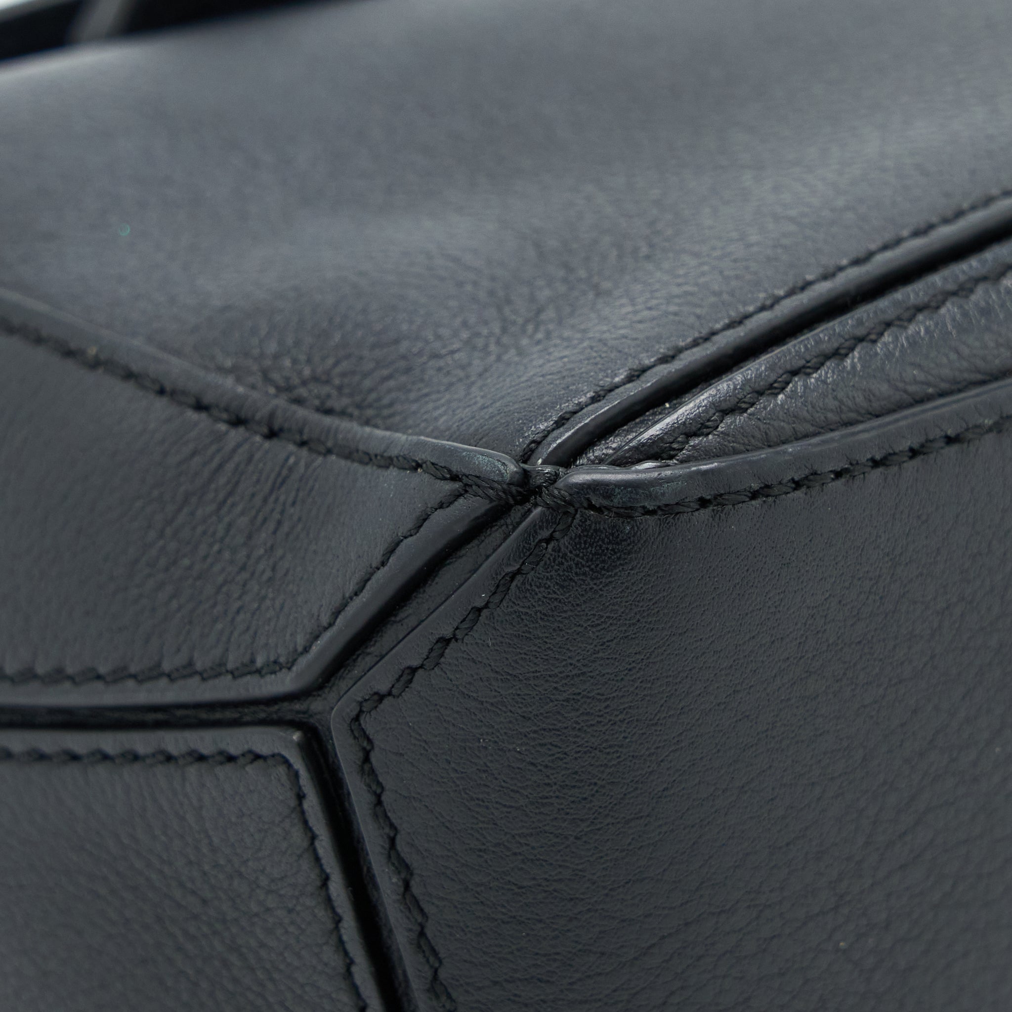 loewe-mini-puzzle-calfskin-black-shw