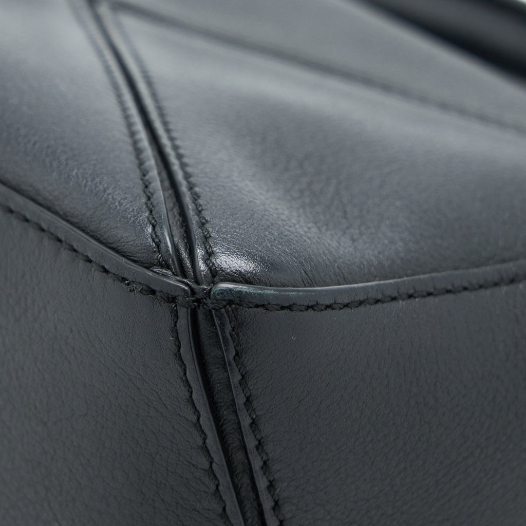 loewe-mini-puzzle-calfskin-black-shw