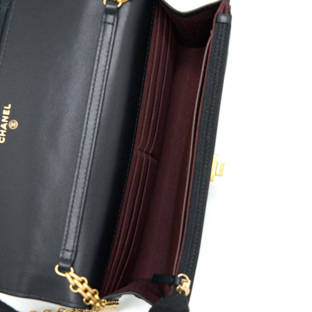 chanel-2-55-reissue-wallet-on-chain-chevron-aged-calfskin-black-brushed-ghw-microchip