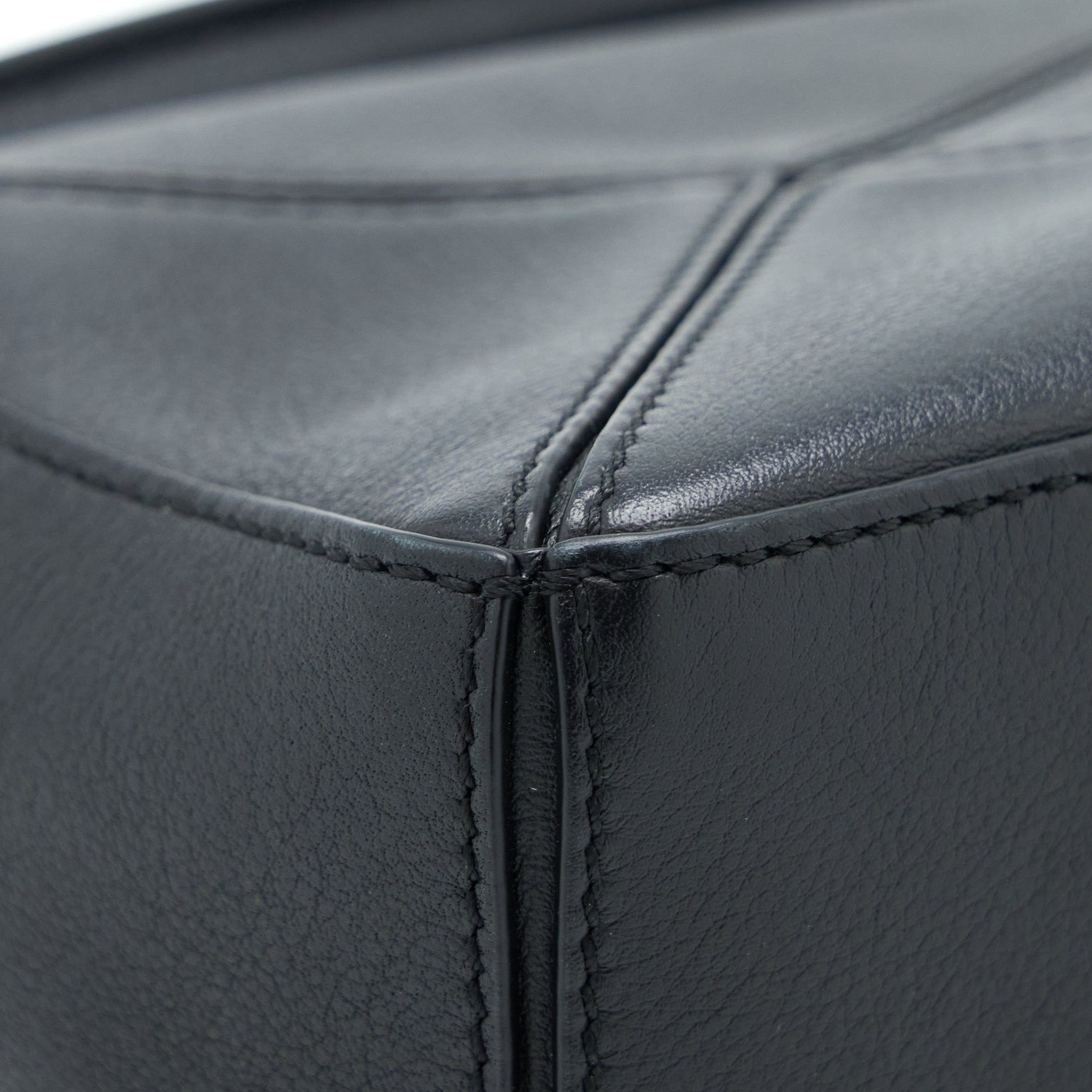 loewe-mini-puzzle-calfskin-black-shw