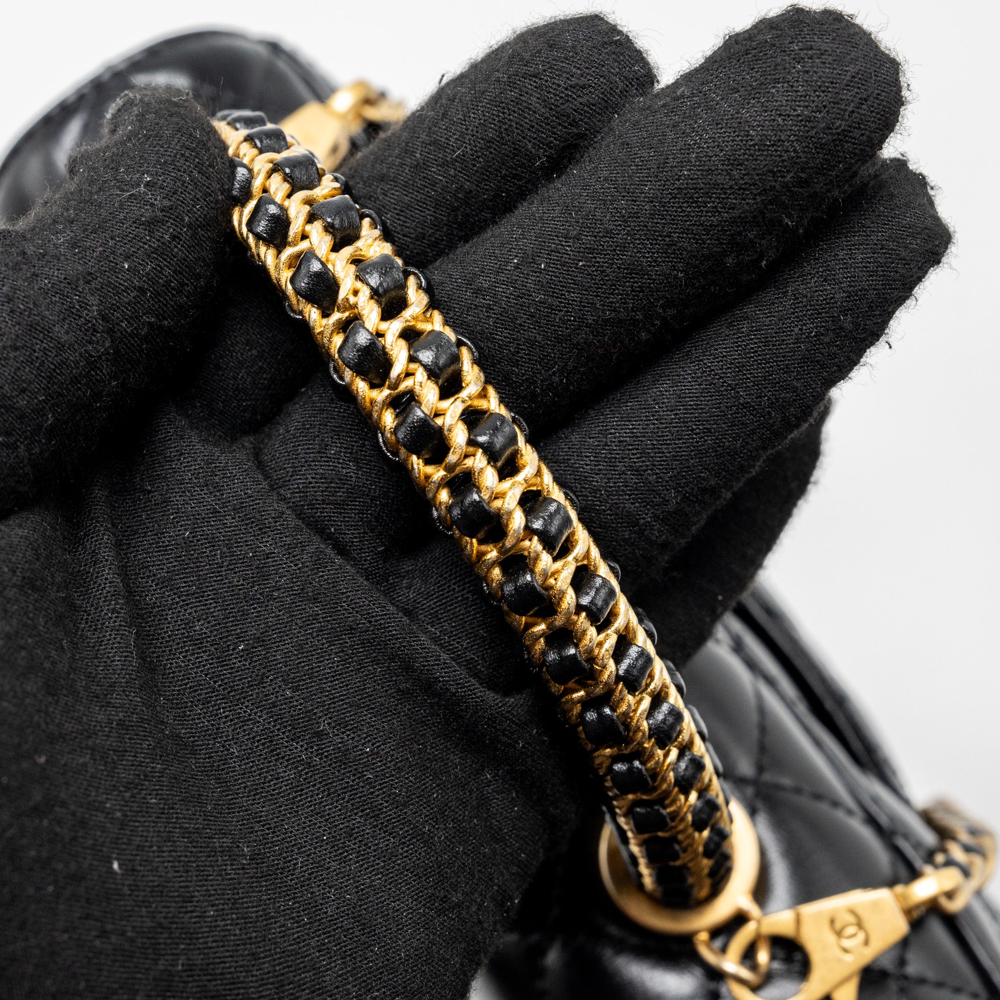 chanel-small-coco-handle-limited-edition-smooth-calfskin-black-ghwmicrochip
