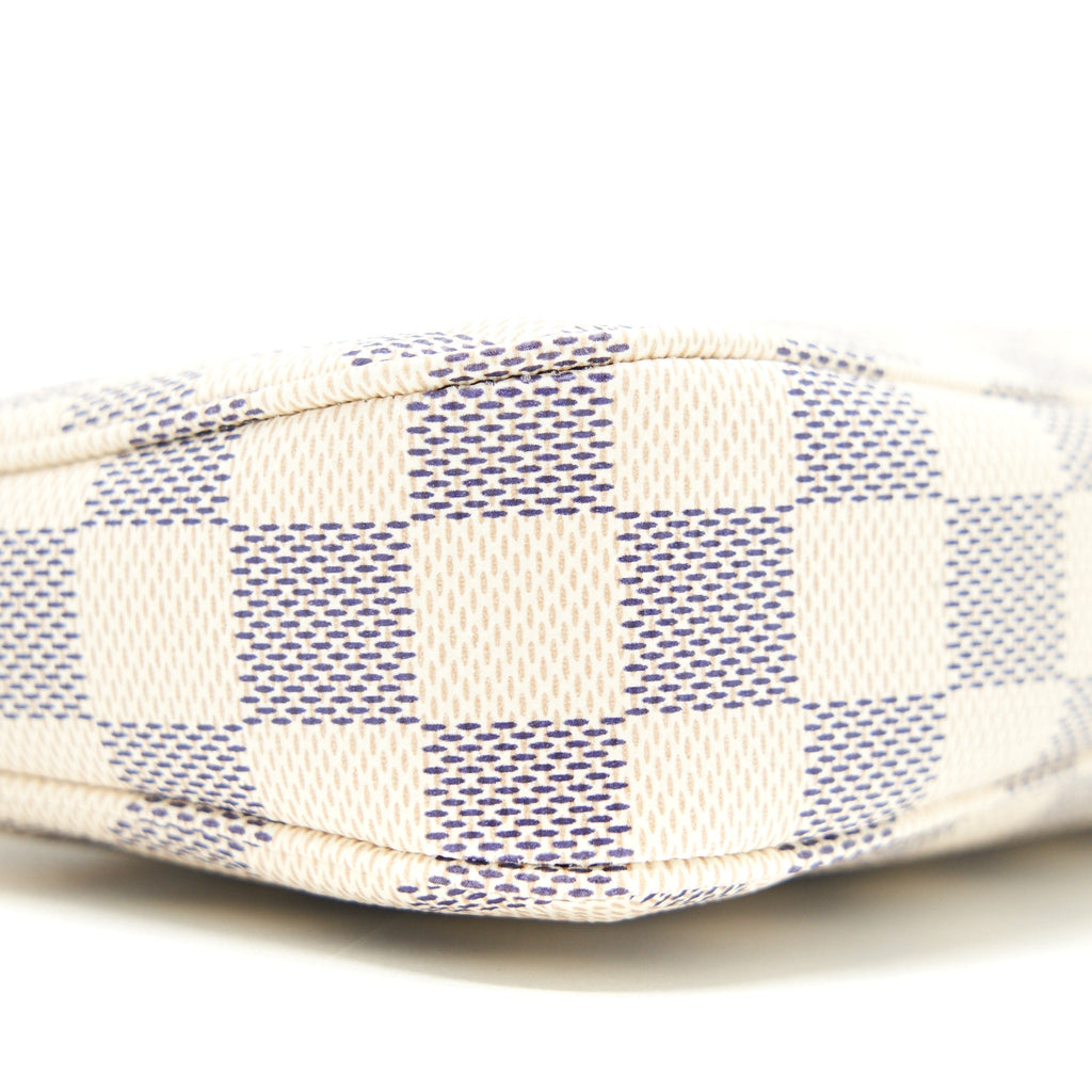 louis-vuitton-pochette-accessories-damier-azur-canvas