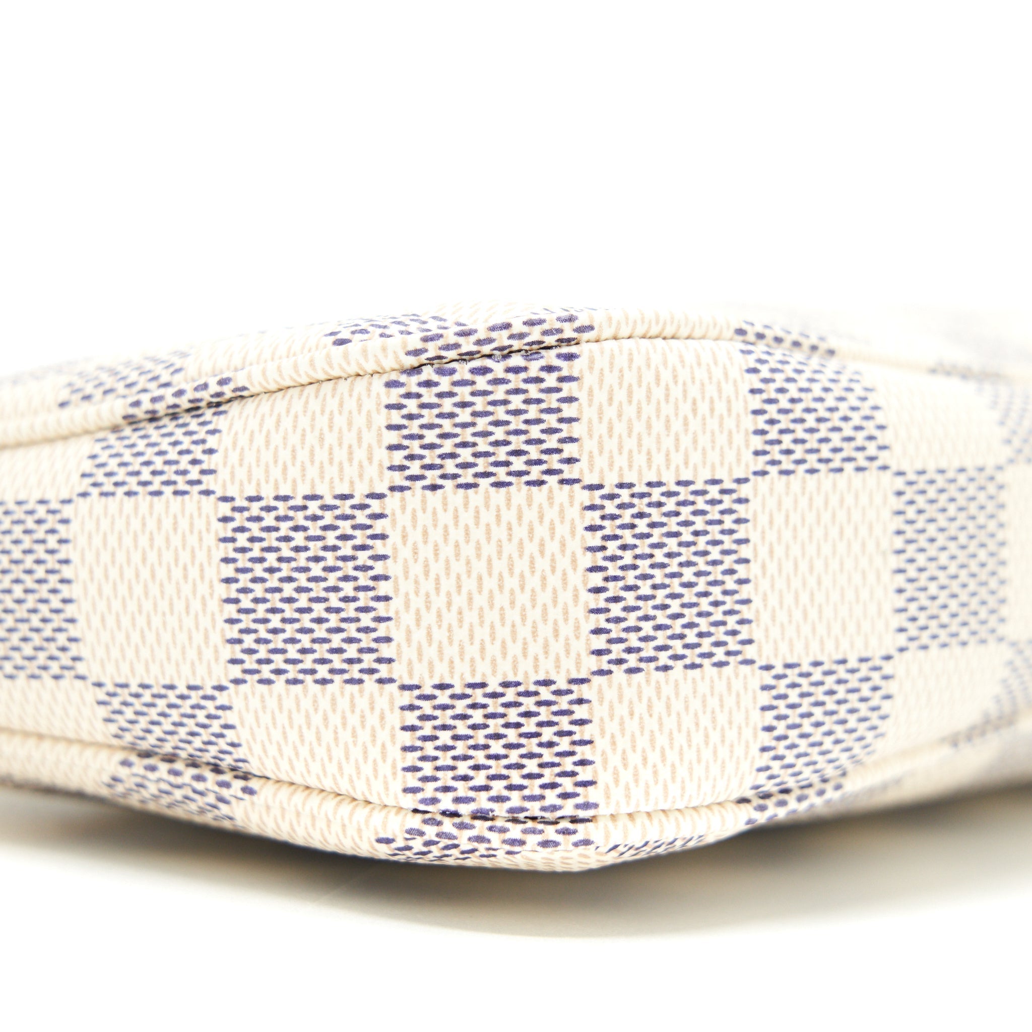 louis-vuitton-pochette-accessories-damier-azur-canvas