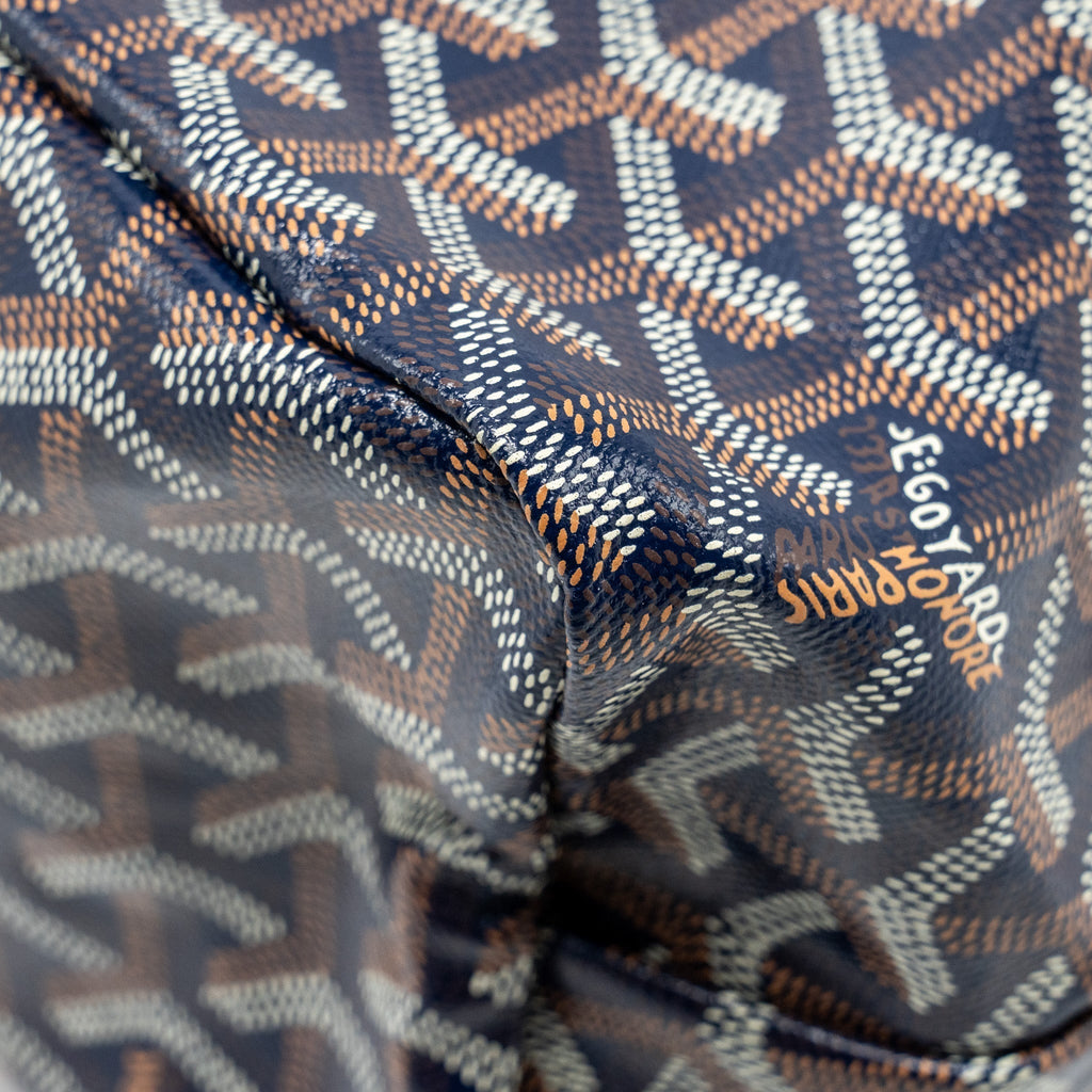 goyard-boheme-hobo-bag-goyardine-canvas-calfskin-navy-shw