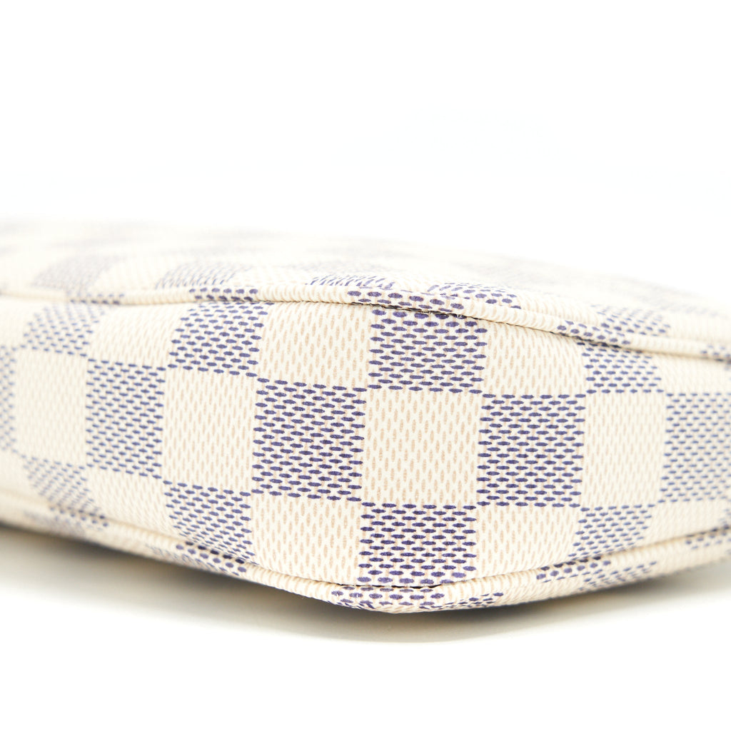 louis-vuitton-pochette-accessories-damier-azur-canvas