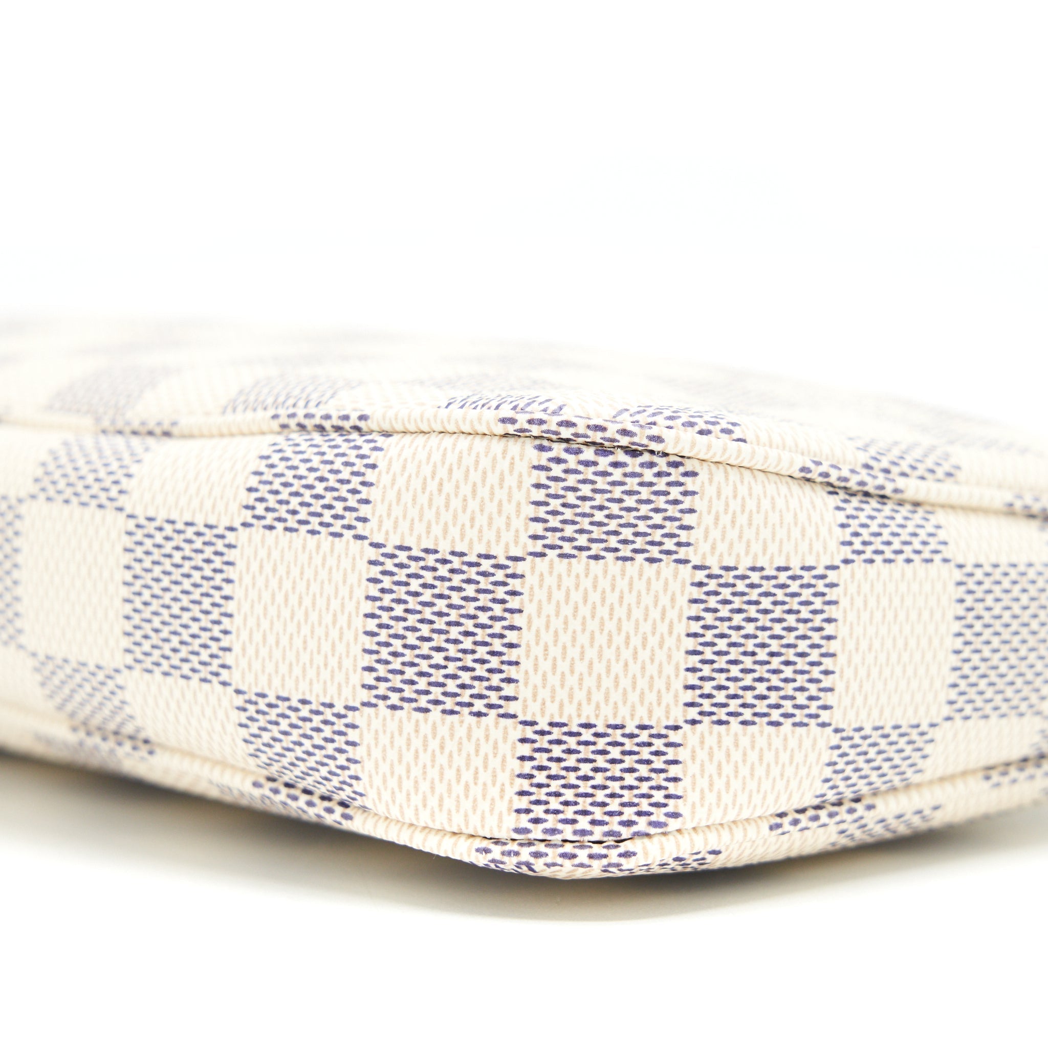 louis-vuitton-pochette-accessories-damier-azur-canvas