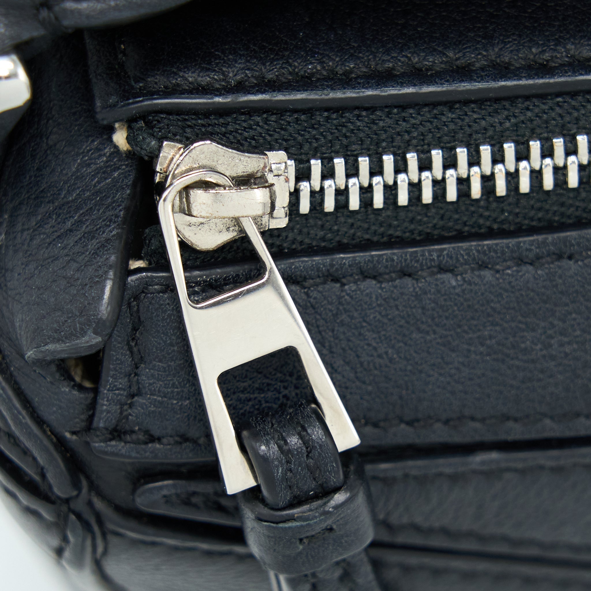 loewe-mini-puzzle-calfskin-black-shw