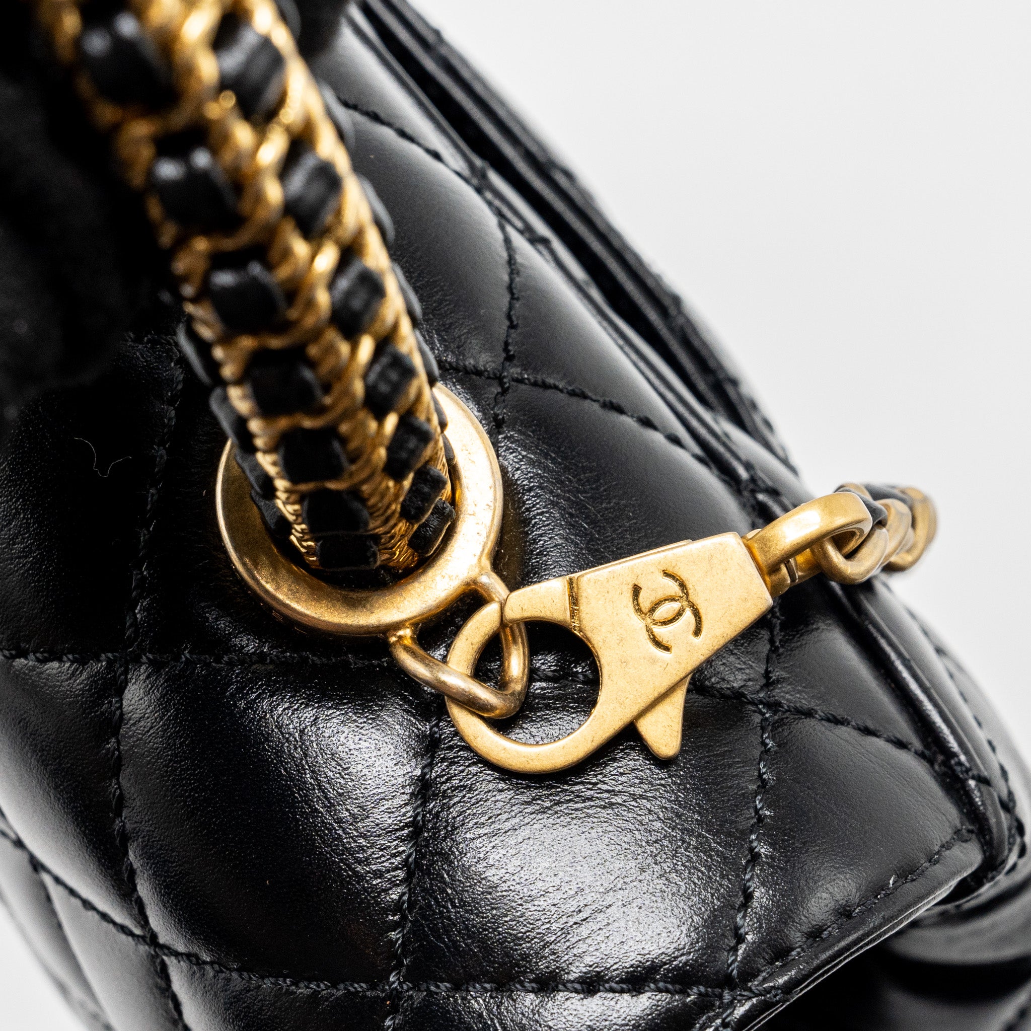 chanel-small-coco-handle-limited-edition-smooth-calfskin-black-ghwmicrochip