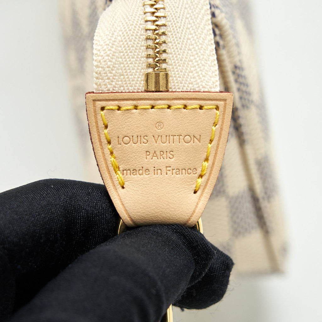 louis-vuitton-pochette-accessories-damier-azur-canvas
