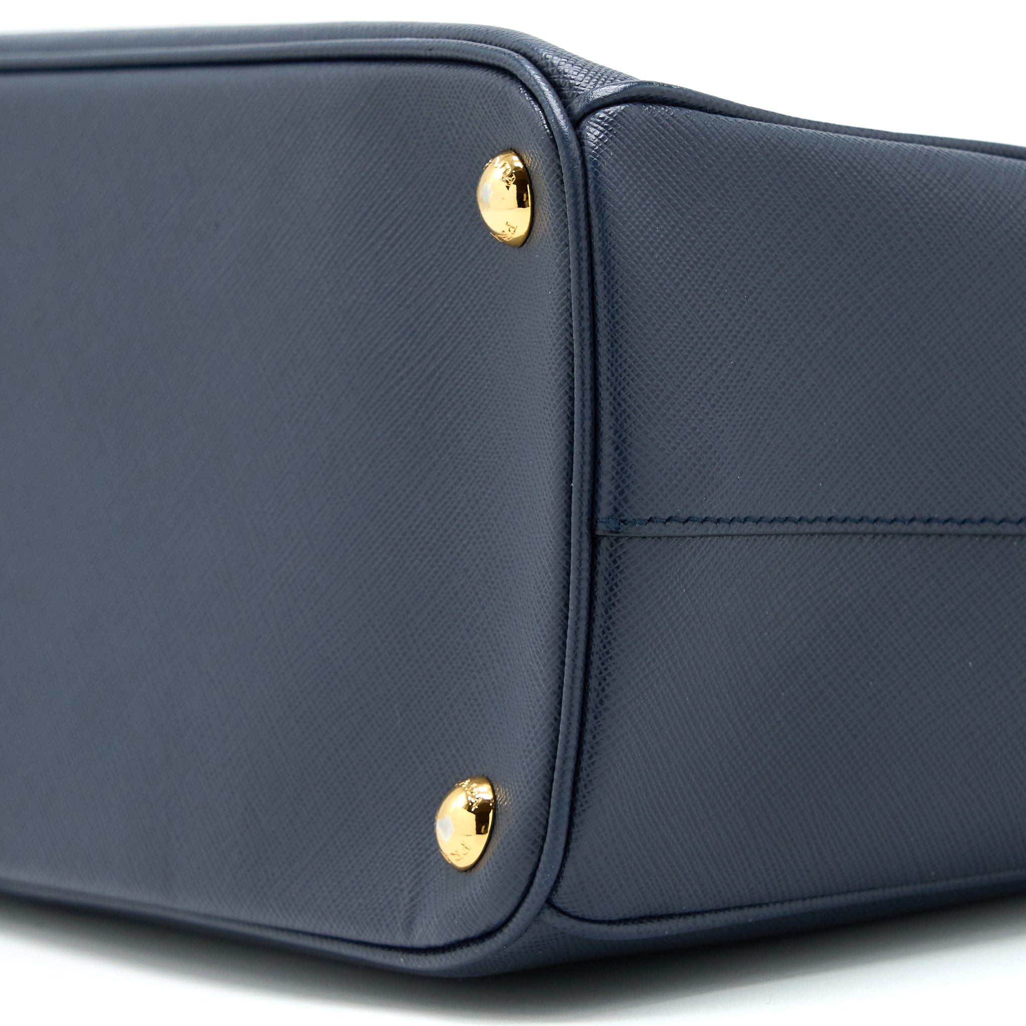 prada-galleria-tote-bag-saffiano-leather-baltico-ghw