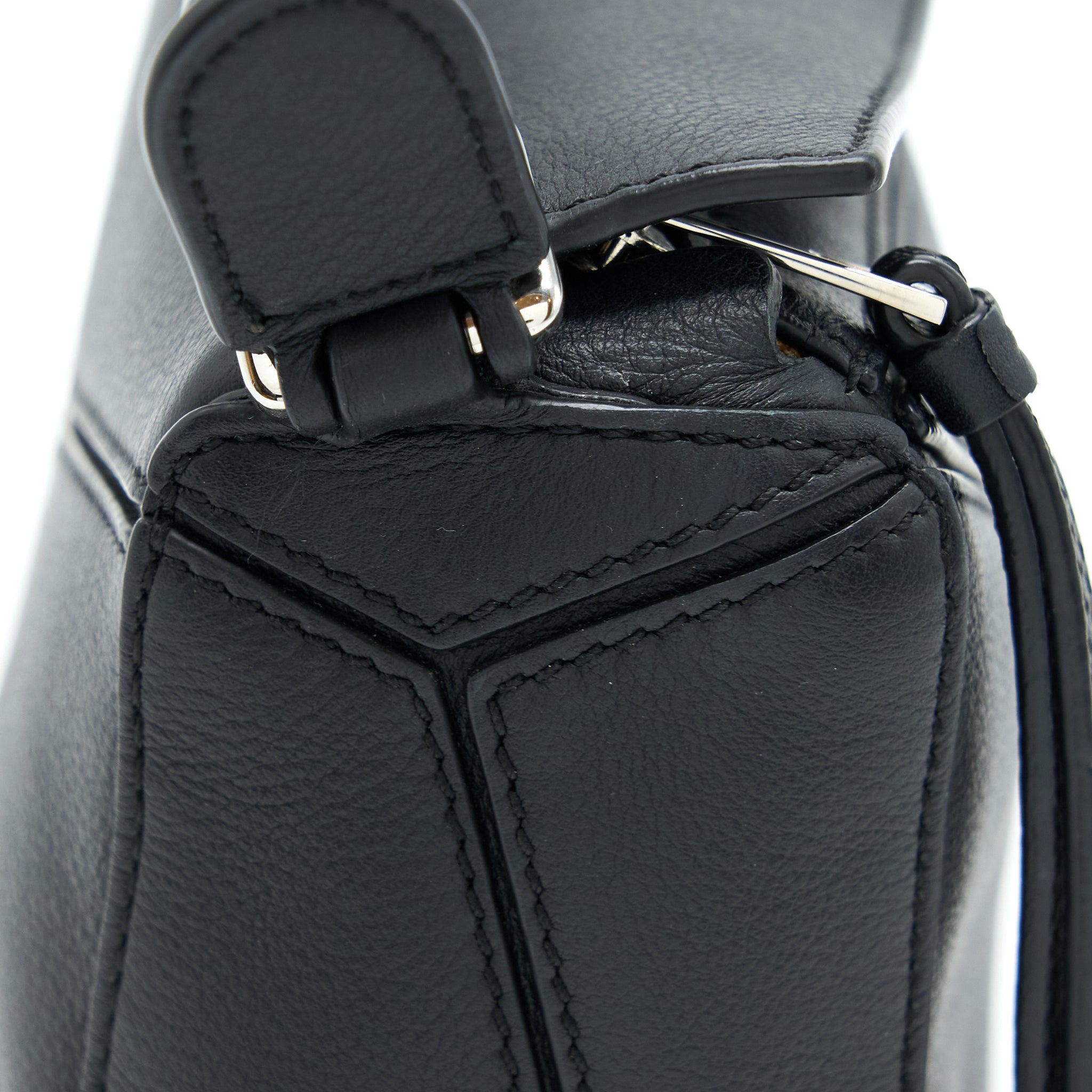 loewe-mini-puzzle-calfskin-black-shw