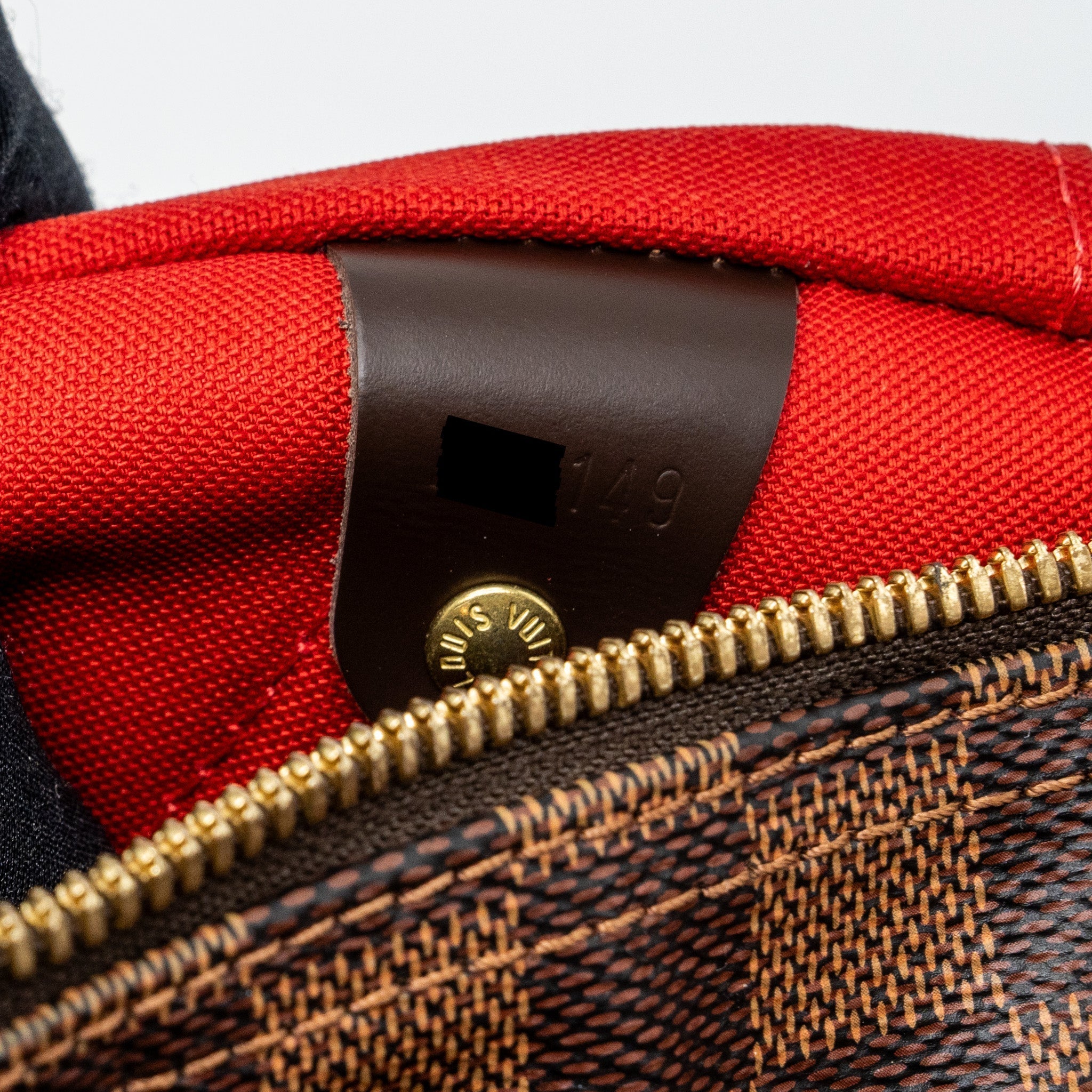 louis-vuitton-speedy-25-damier-ebene-ghw-2