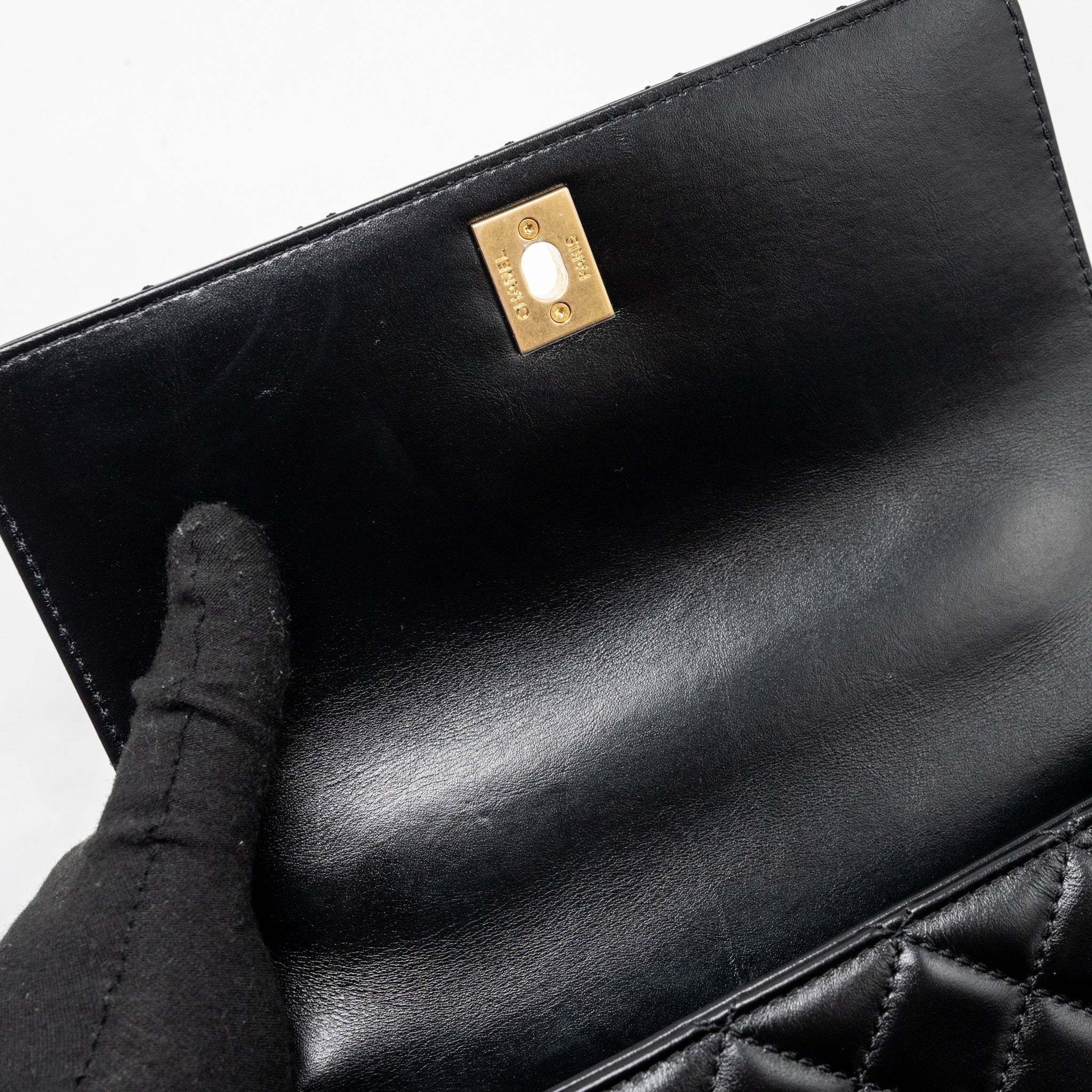 chanel-small-coco-handle-limited-edition-smooth-calfskin-black-ghwmicrochip