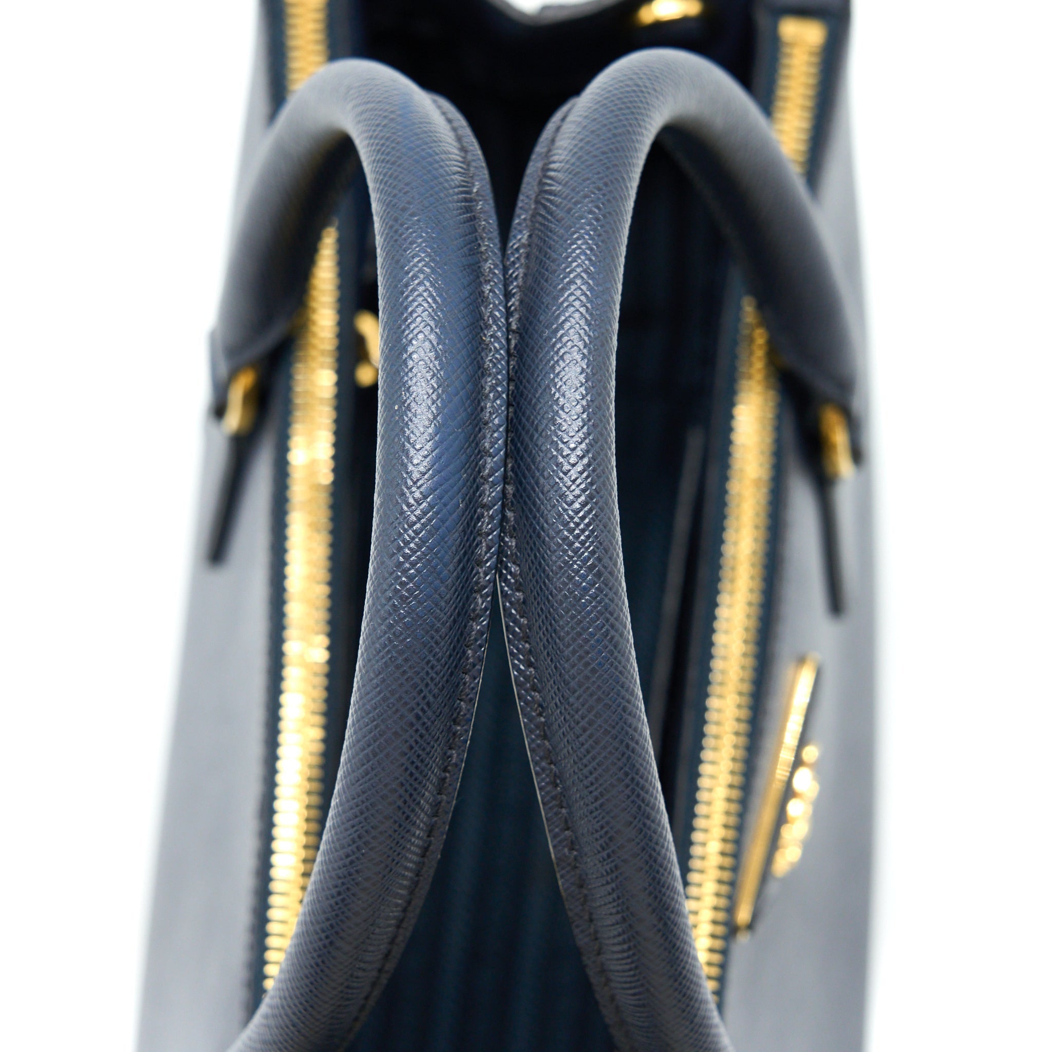 prada-galleria-tote-bag-saffiano-leather-baltico-ghw