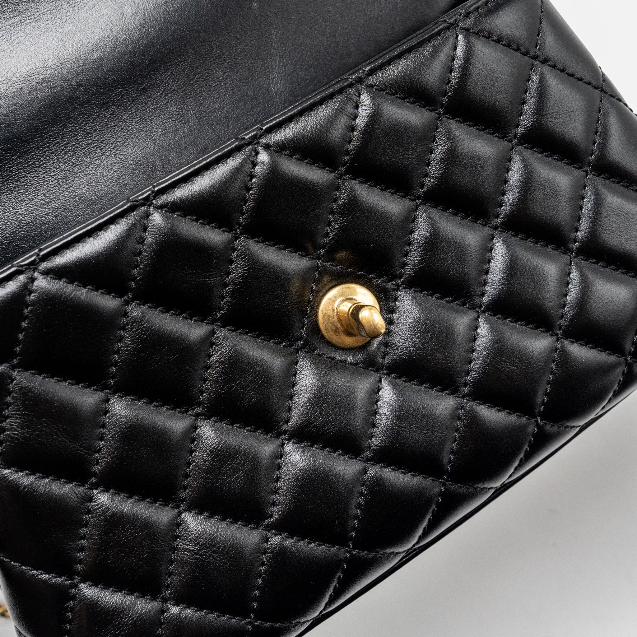 chanel-small-coco-handle-limited-edition-smooth-calfskin-black-ghwmicrochip