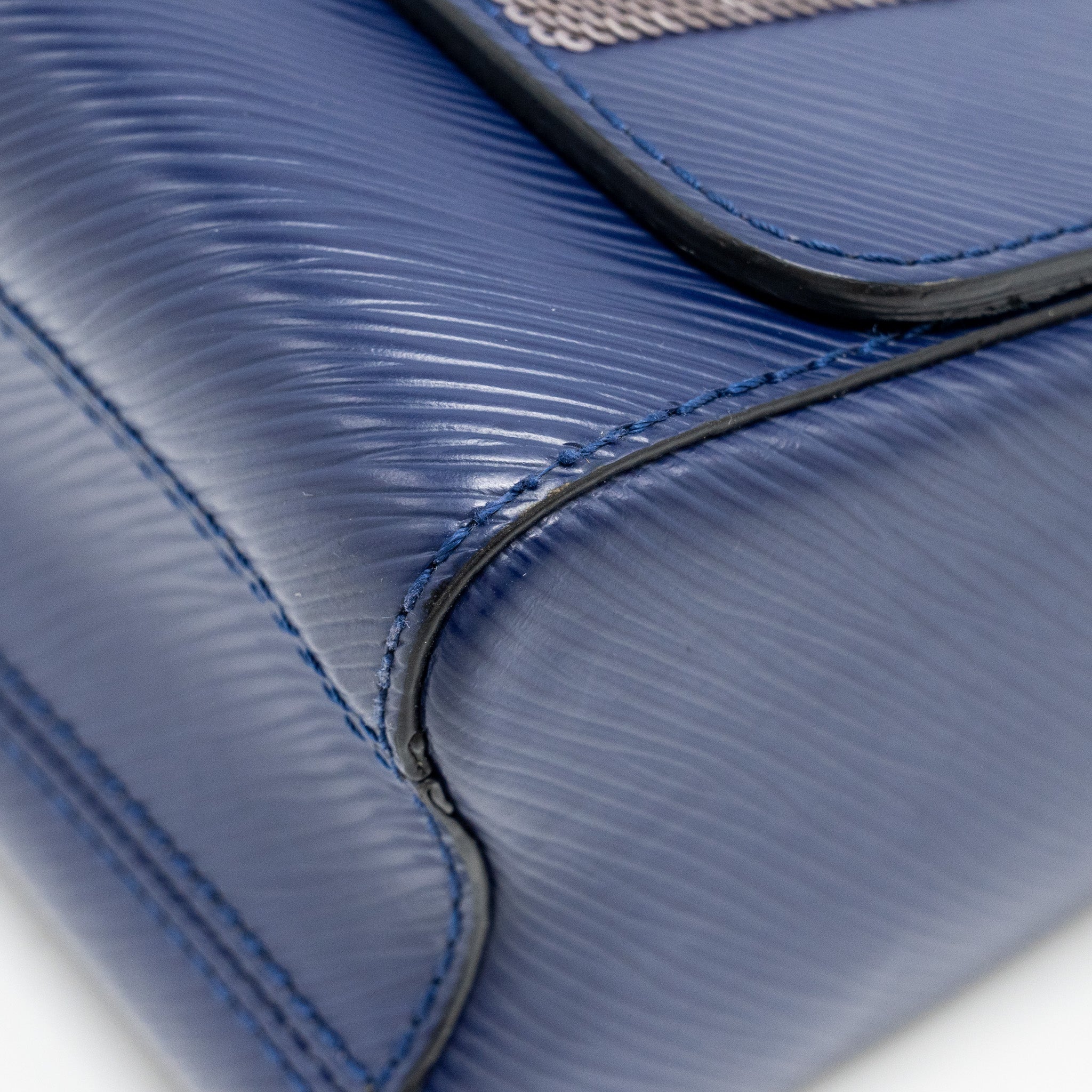 louis-vuitton-night-bird-ladies-twist-mm-bag-epi-sequin-navy-ghw