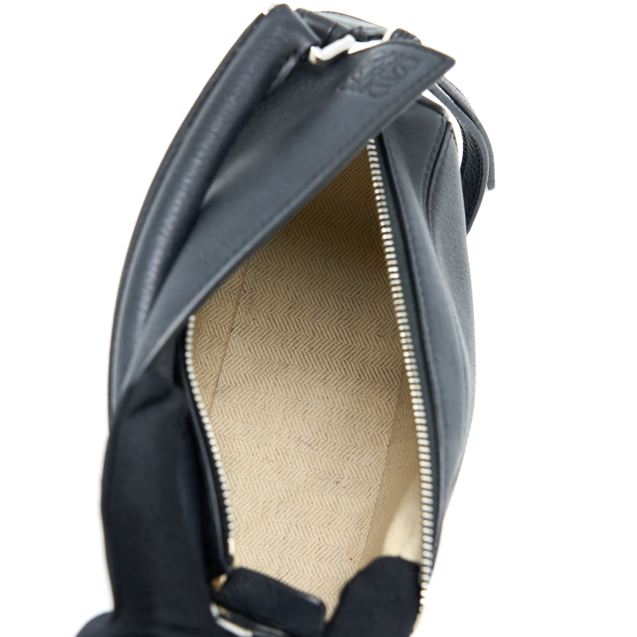 loewe-mini-puzzle-calfskin-black-shw