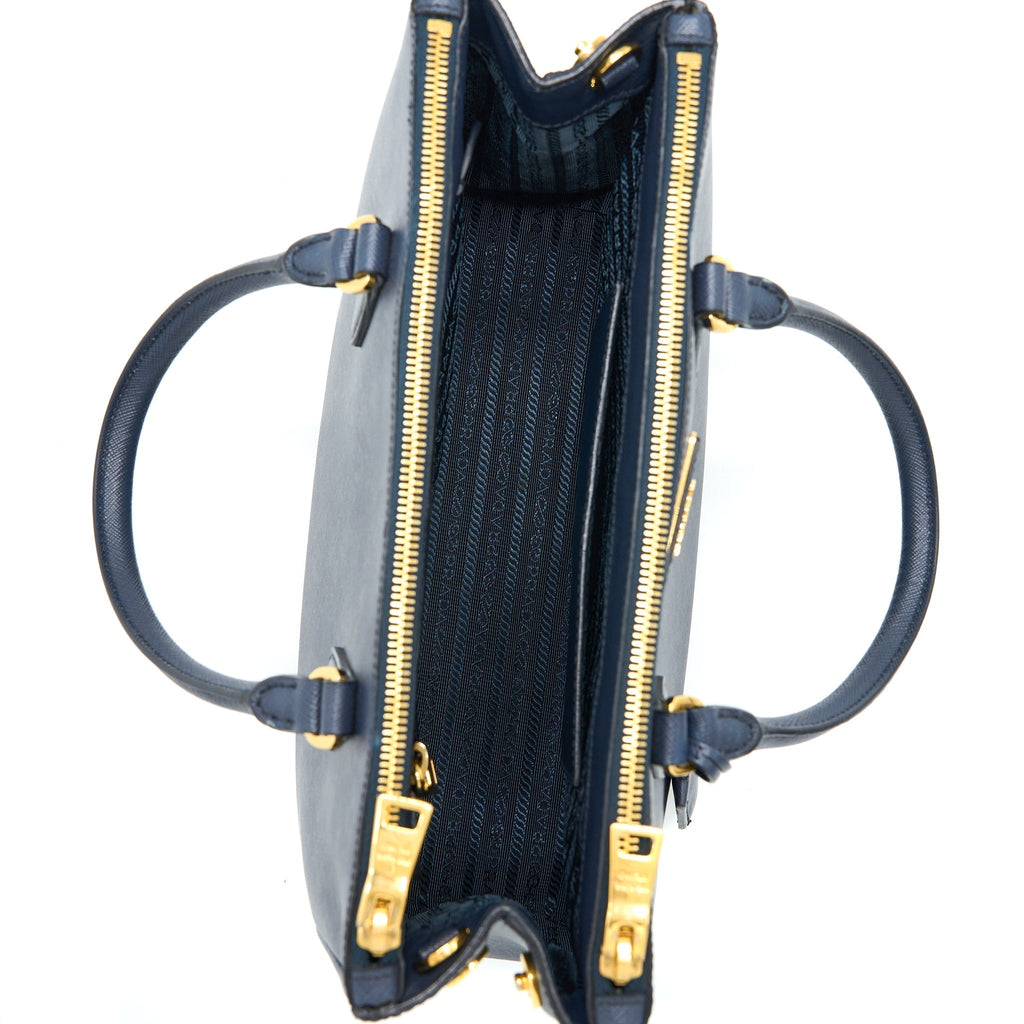 prada-galleria-tote-bag-saffiano-leather-baltico-ghw