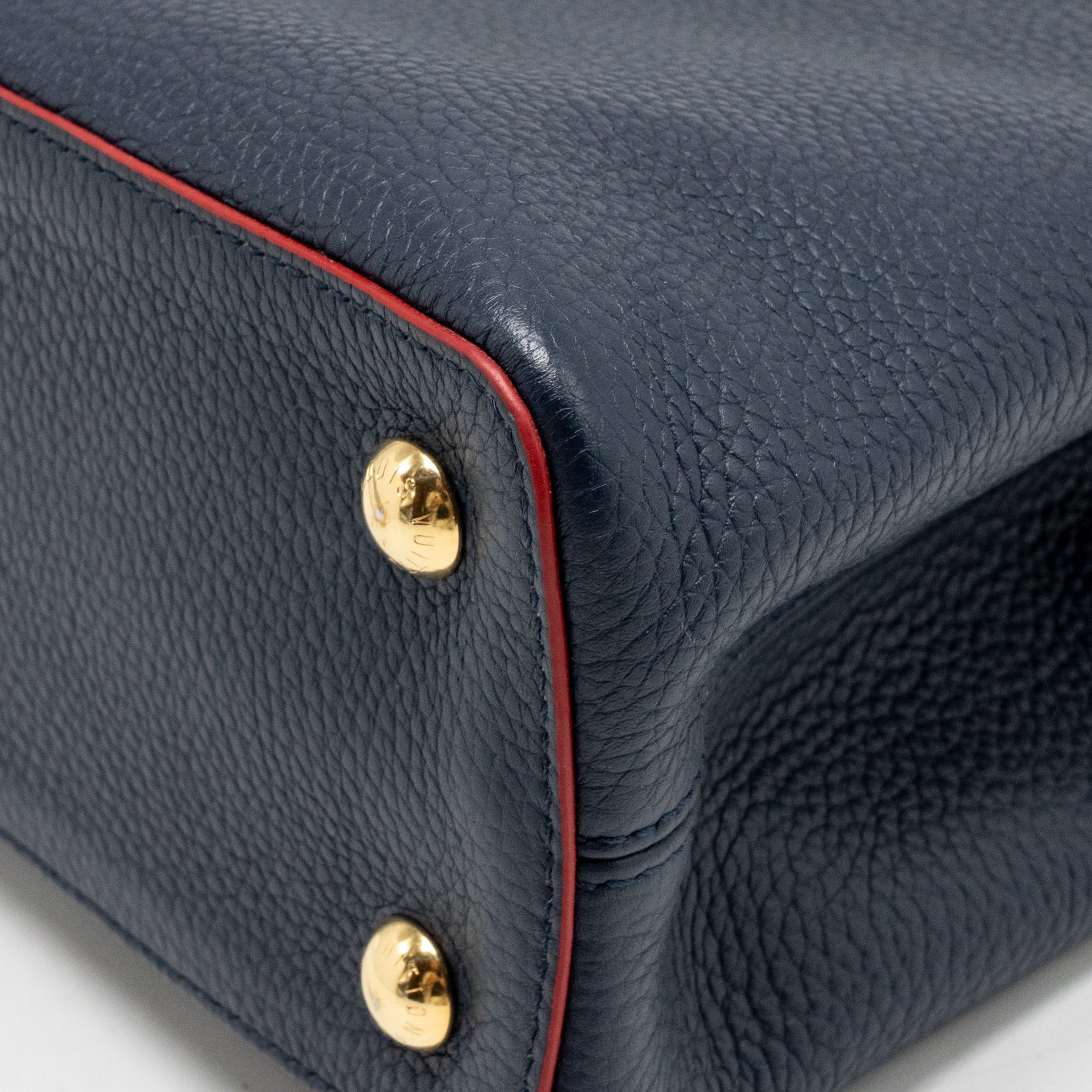 lv-capucines-black