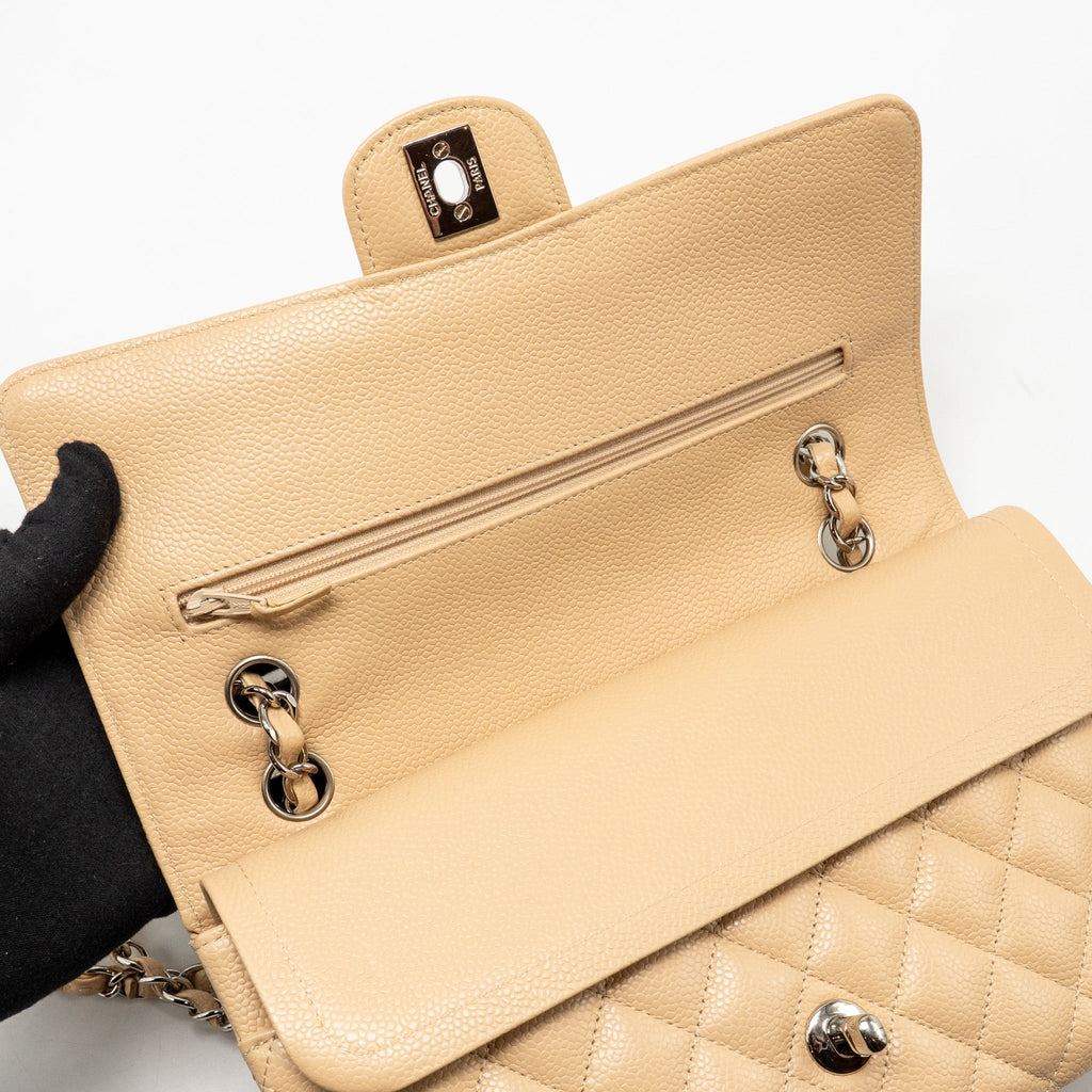 chanel-beige