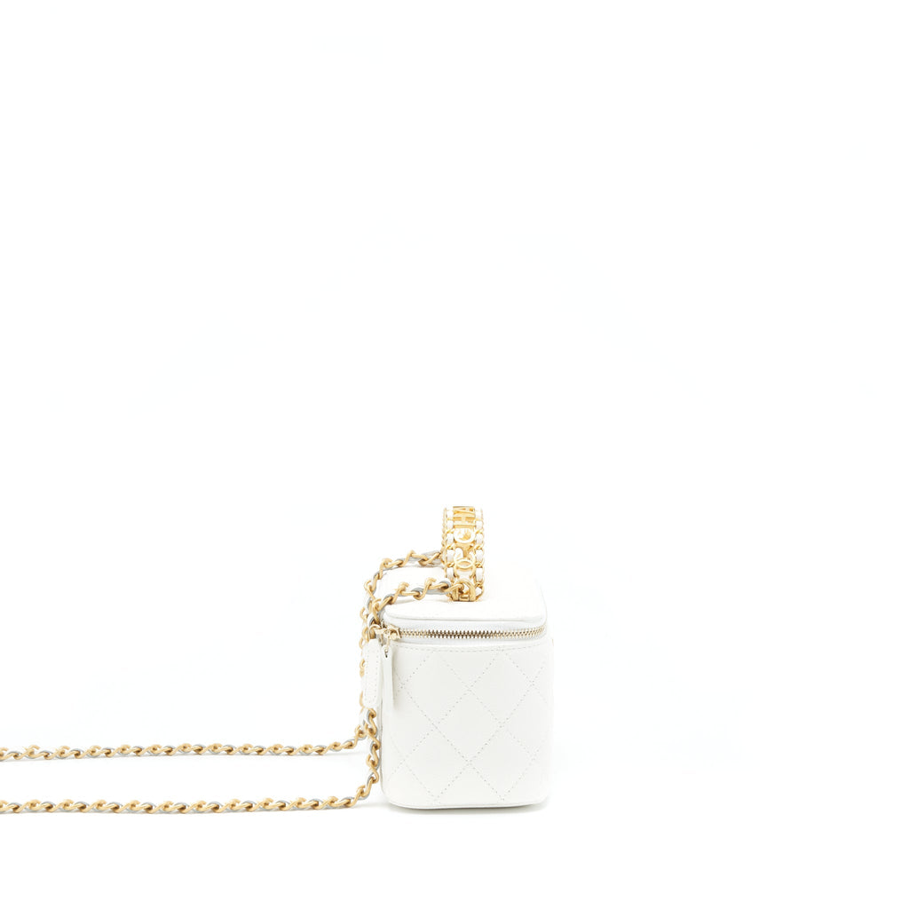 chanel-22s-logo-top-handle-long-vanity-caviar-white-ghw