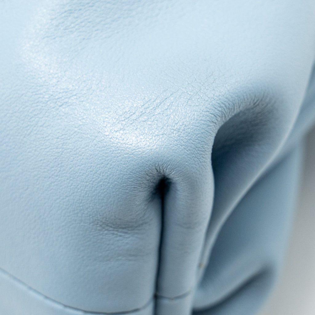 bottega-veneta-mini-pouch-calfskin-blue-shw