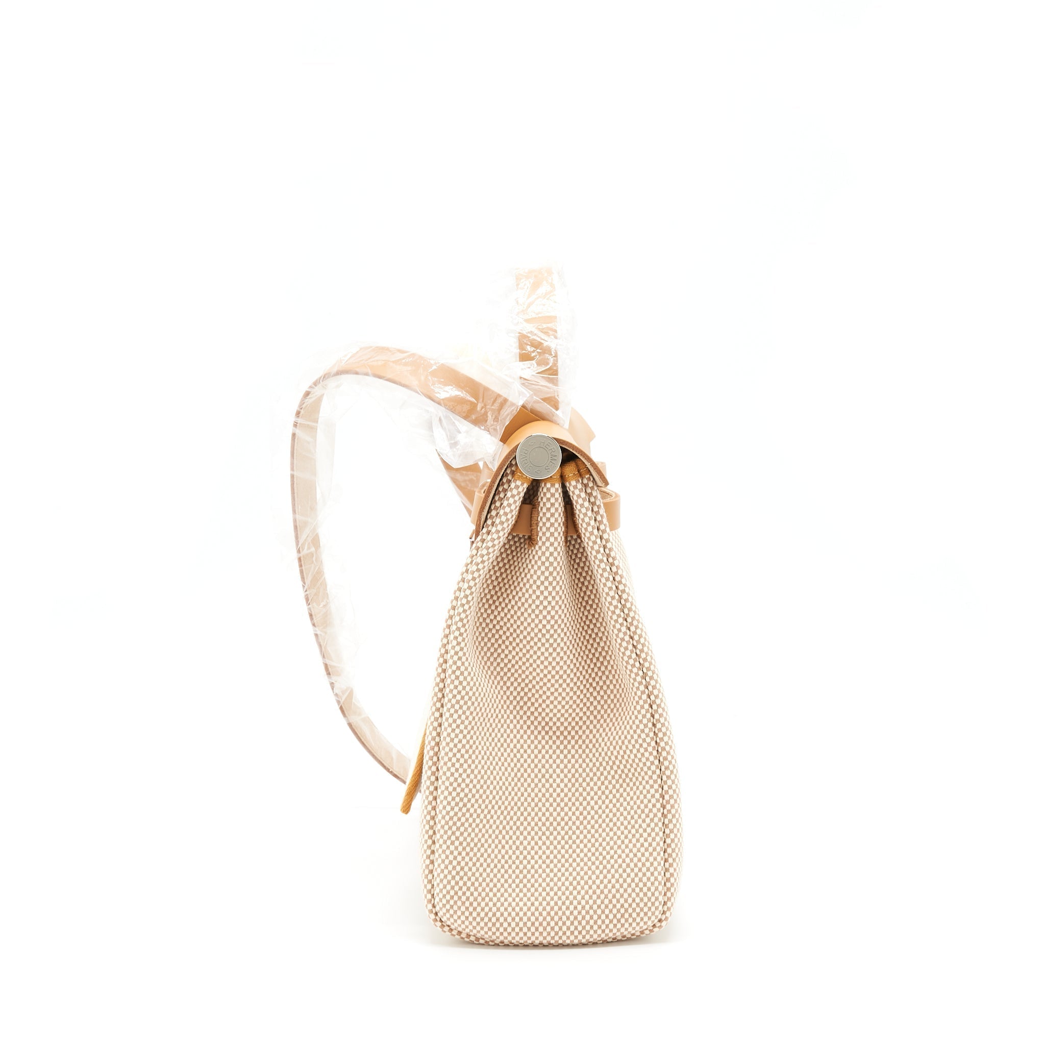 hermes-herbag-31-zip-bag-canvas-ecru-beige-natural-sable-shw-stamp-u