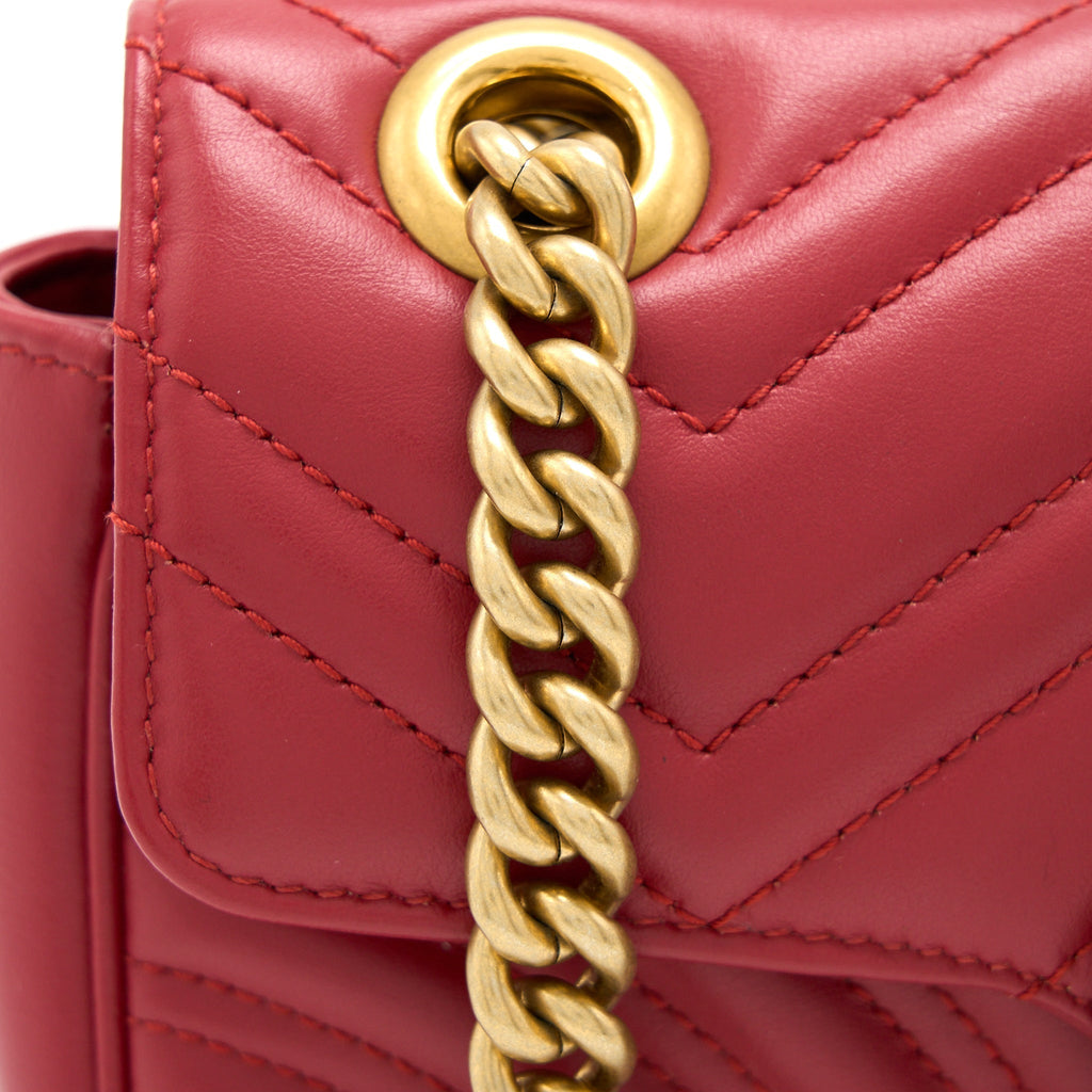 gucci-mini-marmont-calfskin-red-ghw