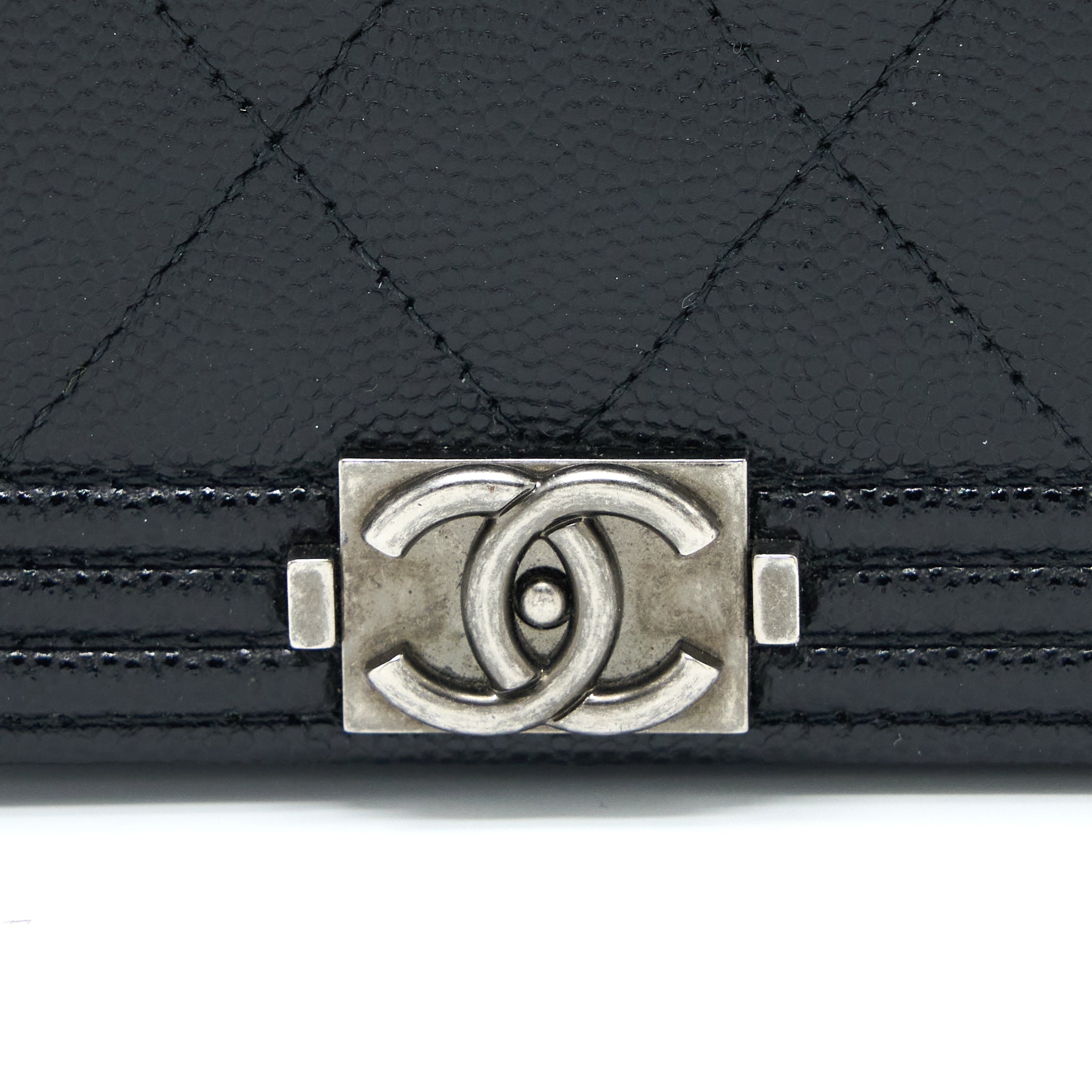 chanel-boy-wallet-on-chain-caviar-black-ruthenium-hardware-microchip-copy