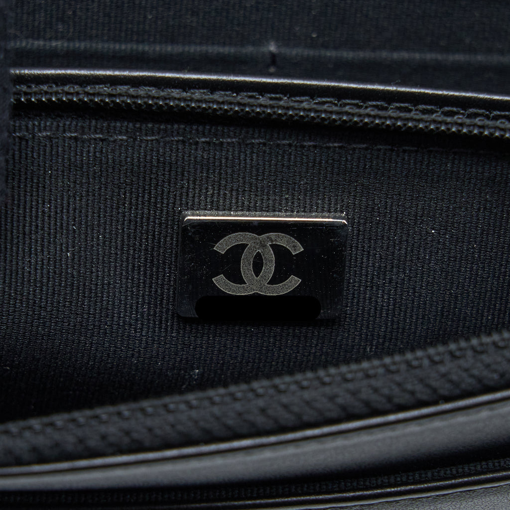 chanel-boy-wallet-on-chain-caviar-black-ruthenium-hardware-microchip-copy