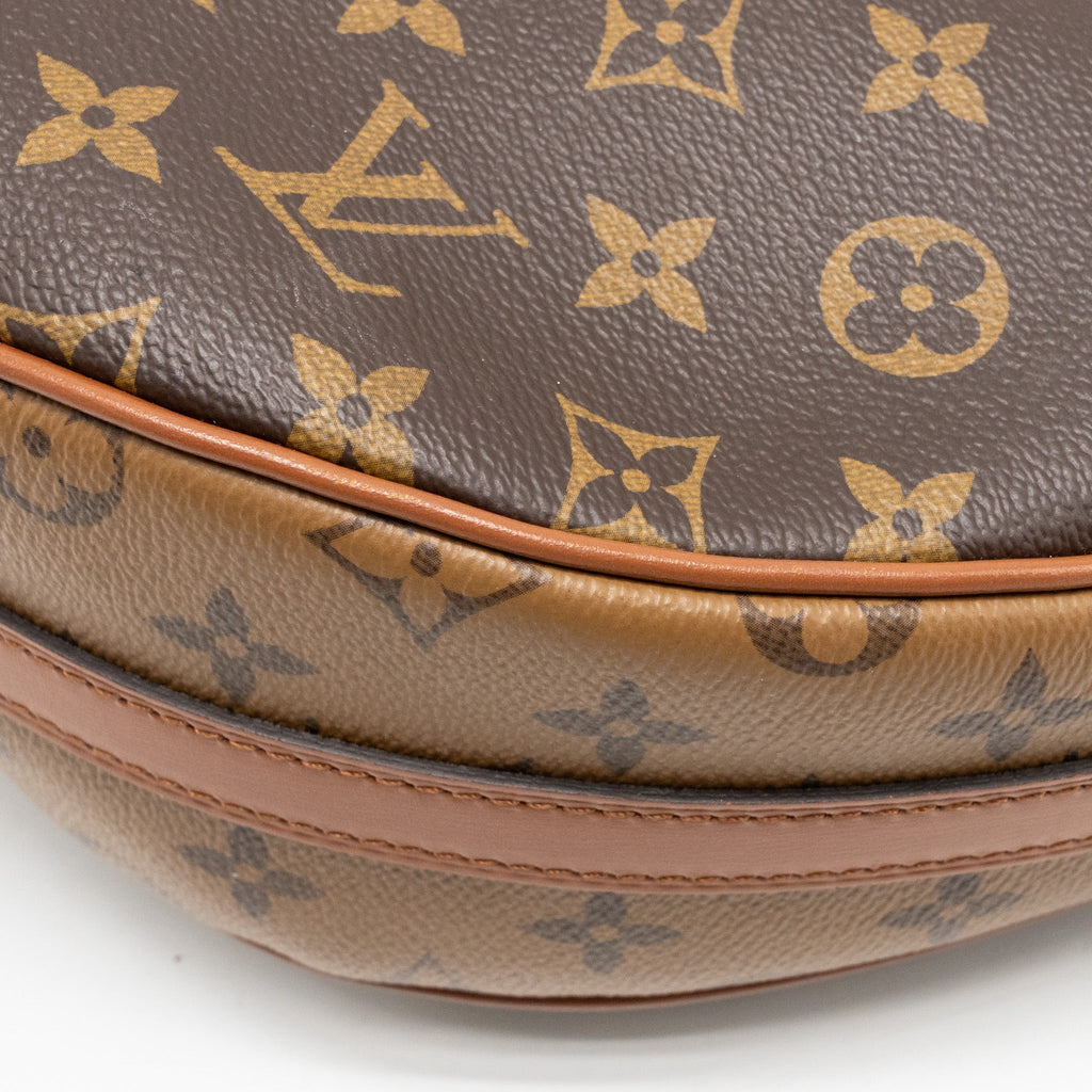 louis-vuitton-loop-hobo-bag-monogram-canvas-ghw-1