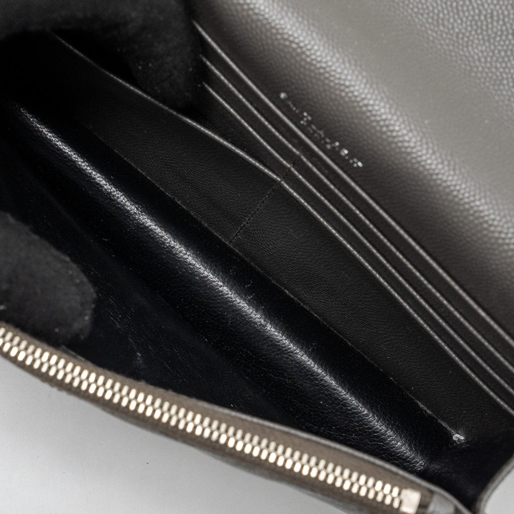 saint-laurent-ysl-envelop-chain-bag-calfskin-grey-shw