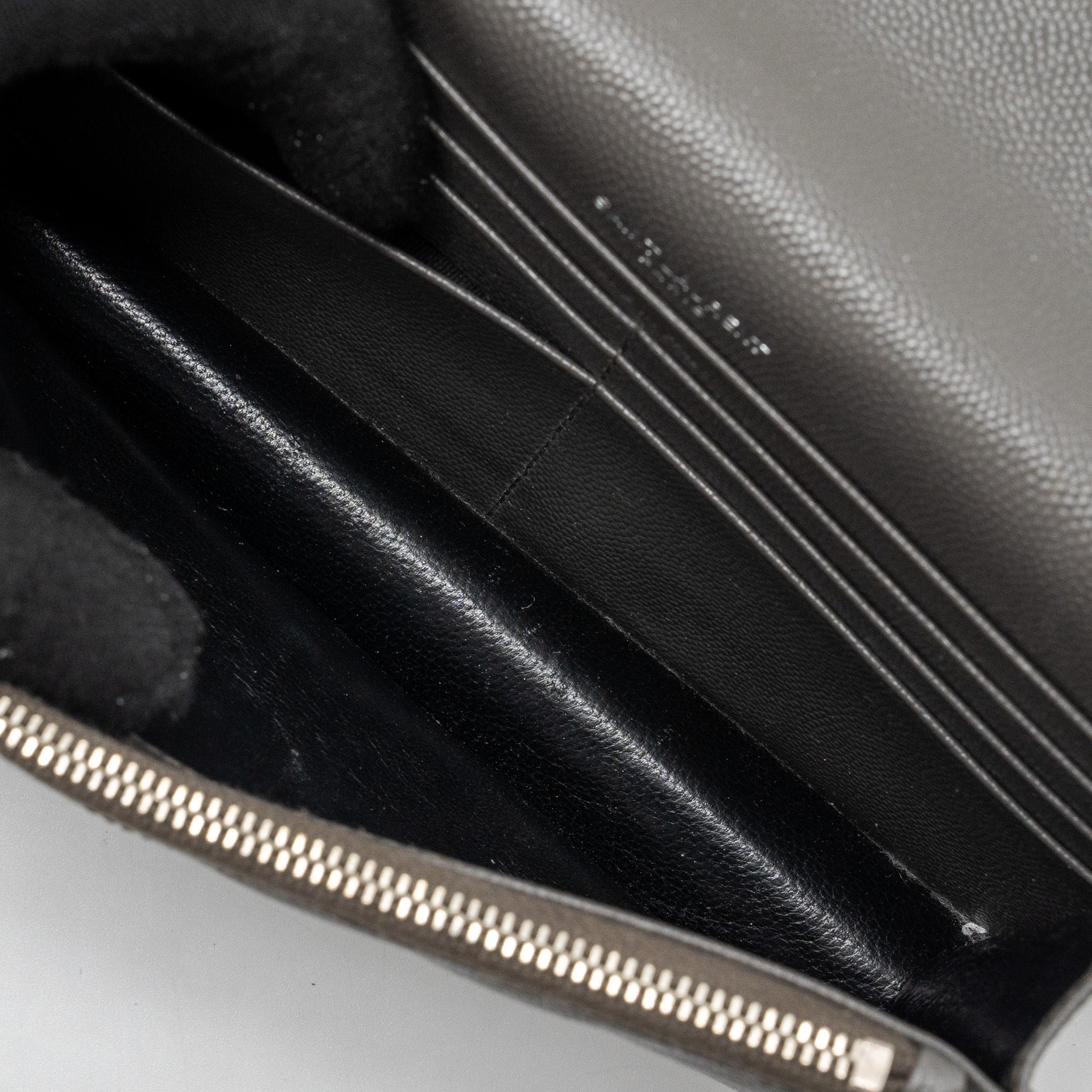saint-laurent-ysl-envelop-chain-bag-calfskin-grey-shw