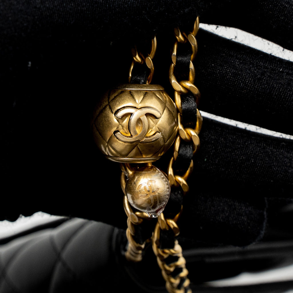 chanel-pearl-crush-wallet-on-chain-lambskin-black-ghw-microchip-9