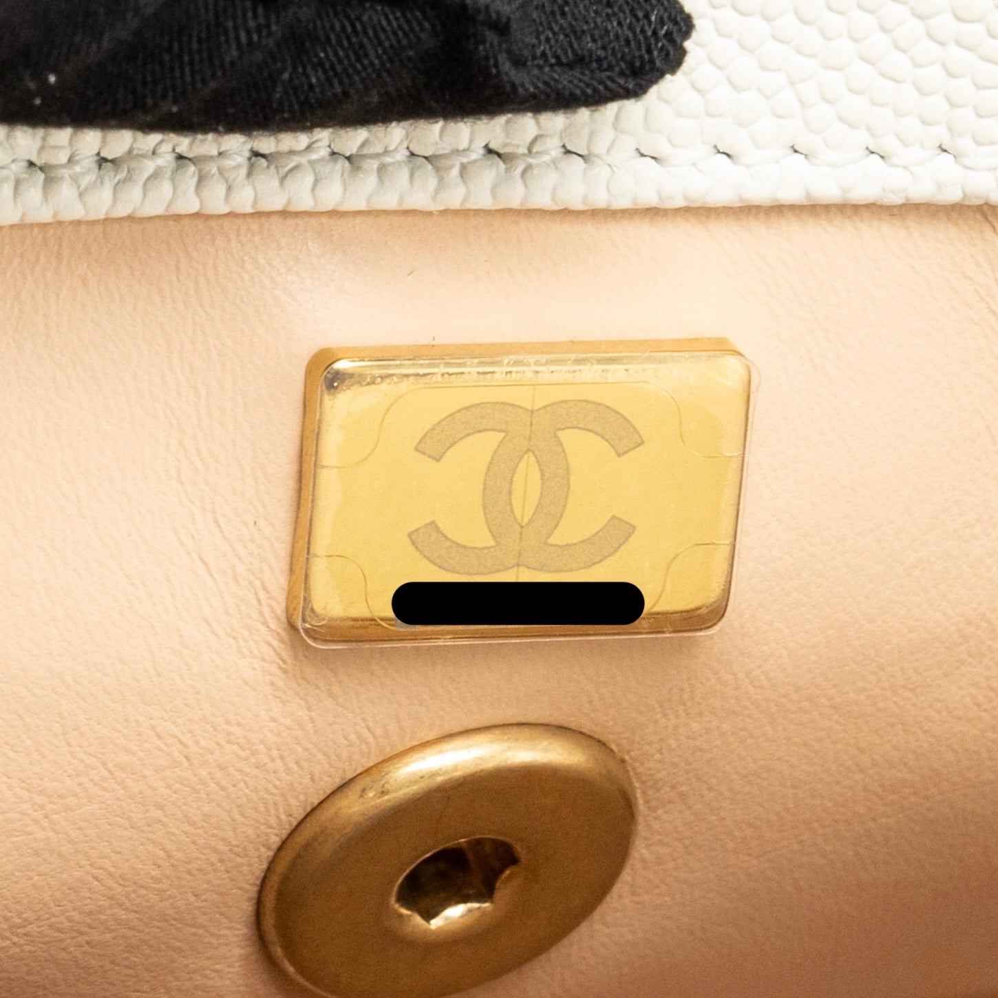 chanel-detailed-top-handle-small-coco-handle-caviar-white-ghw-microchip
