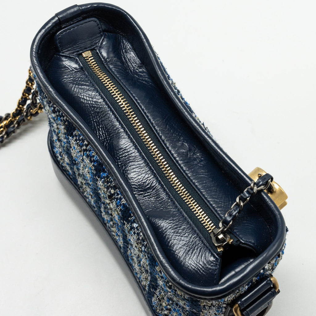 chanel-small-gabrielle-hobo-bag-tweed-navy-multicolour-with-multicolour-hardware