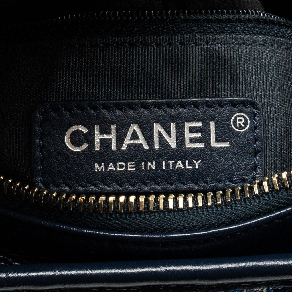 chanel-small-gabrielle-hobo-bag-tweed-navy-multicolour-with-multicolour-hardware