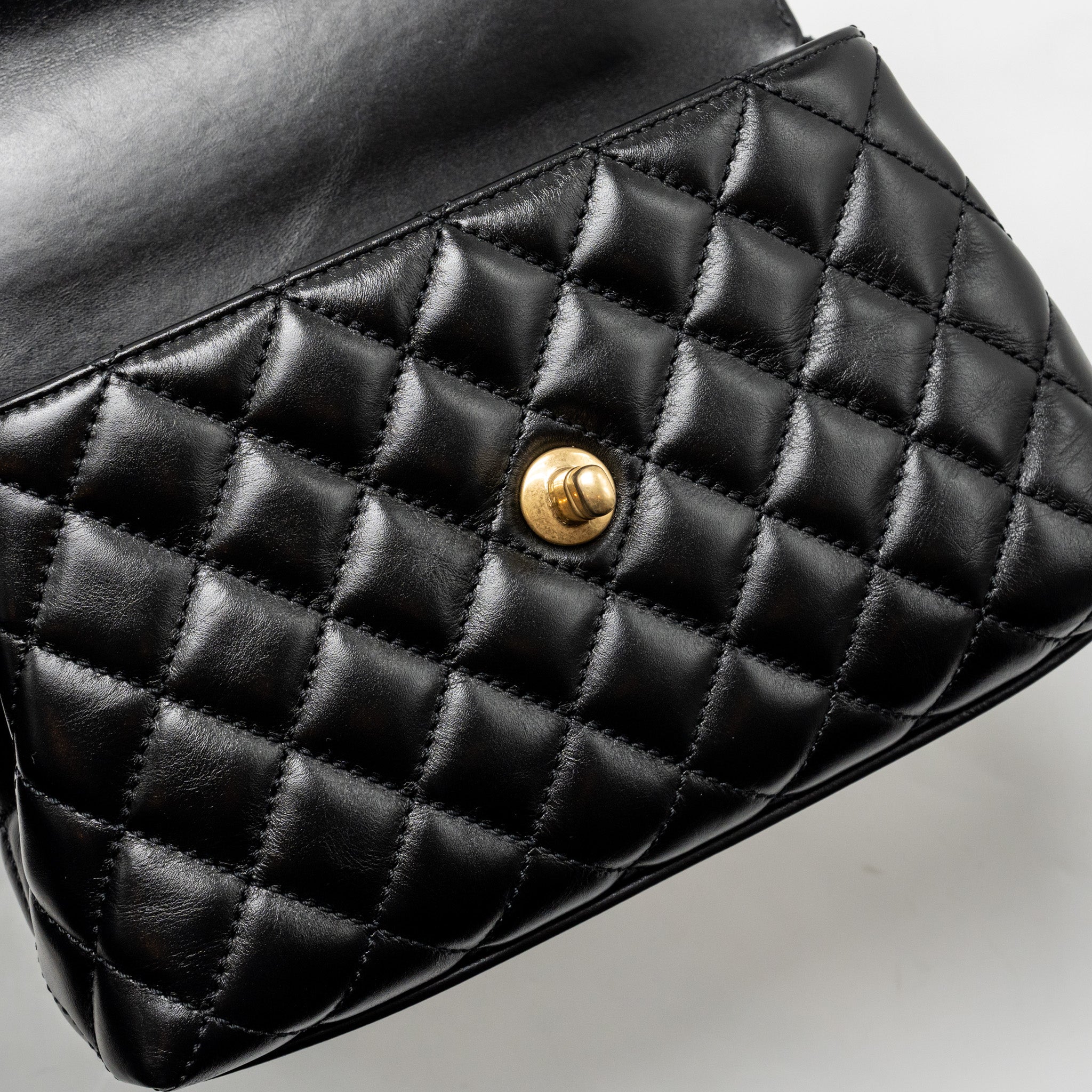 chanel-detailed-metal-handle-small-coco-handle-flap-bag-calfskin-black-ghw-microchip
