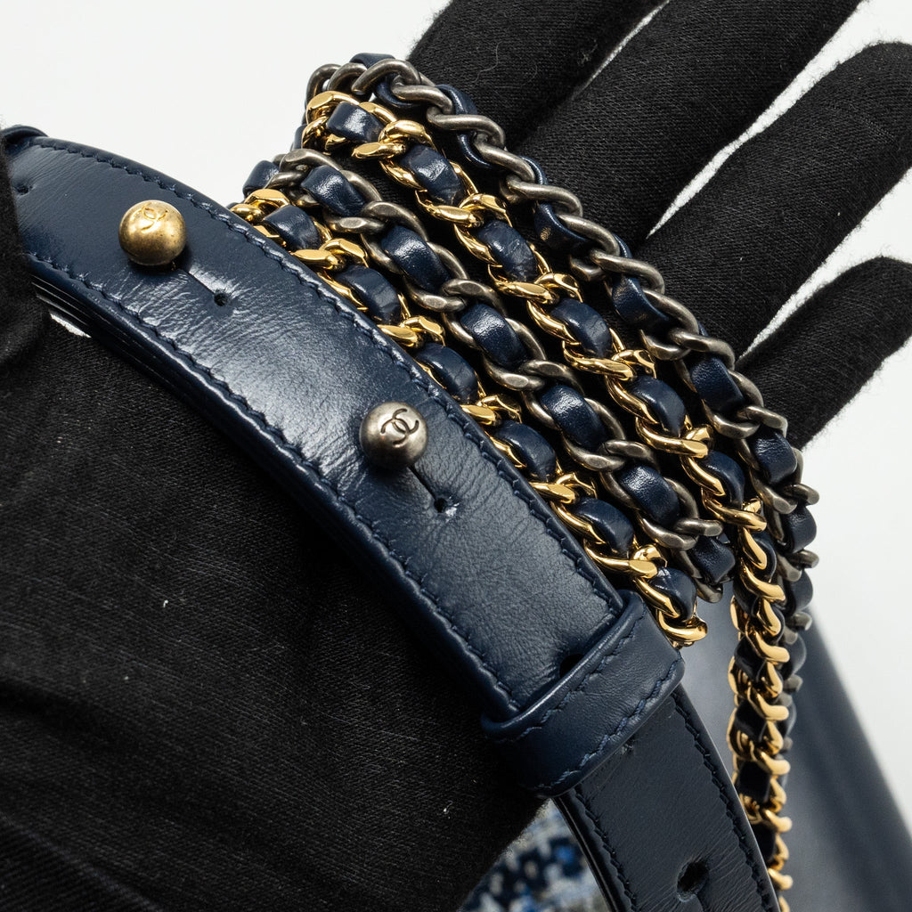 chanel-small-gabrielle-hobo-bag-tweed-navy-multicolour-with-multicolour-hardware