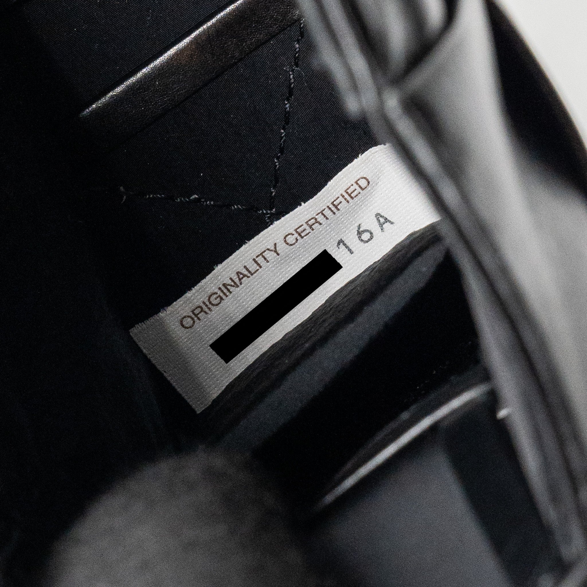 bottega-veneta-small-cassette-bag-lambskin-black-shw