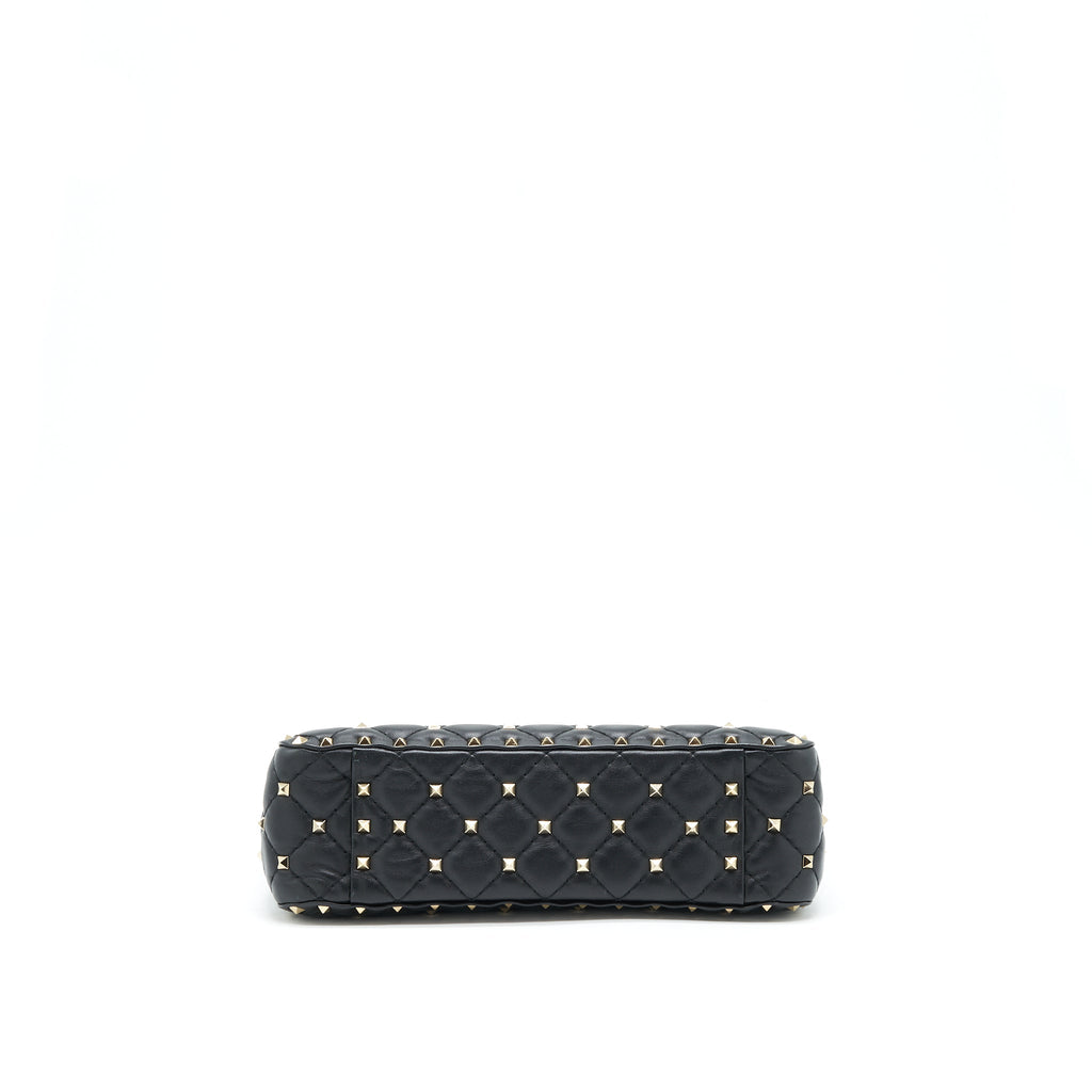 valentino-garavani-medium-rockstud-spike-shoulder-black-letter-print-lghw