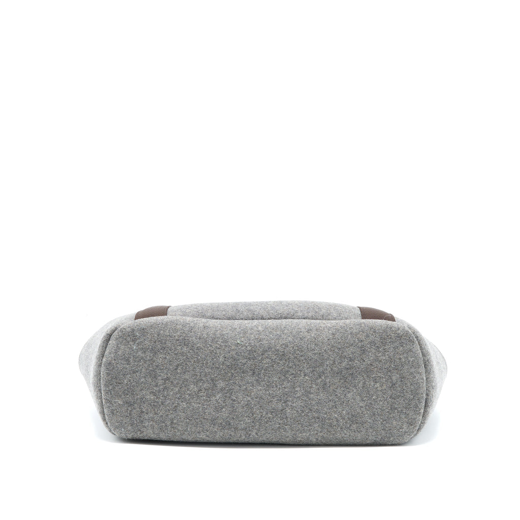 hermes-sac-de-pansage-groom-2way-tote-shoulder-bag-wool-fabric-grey-shw-stamp-z