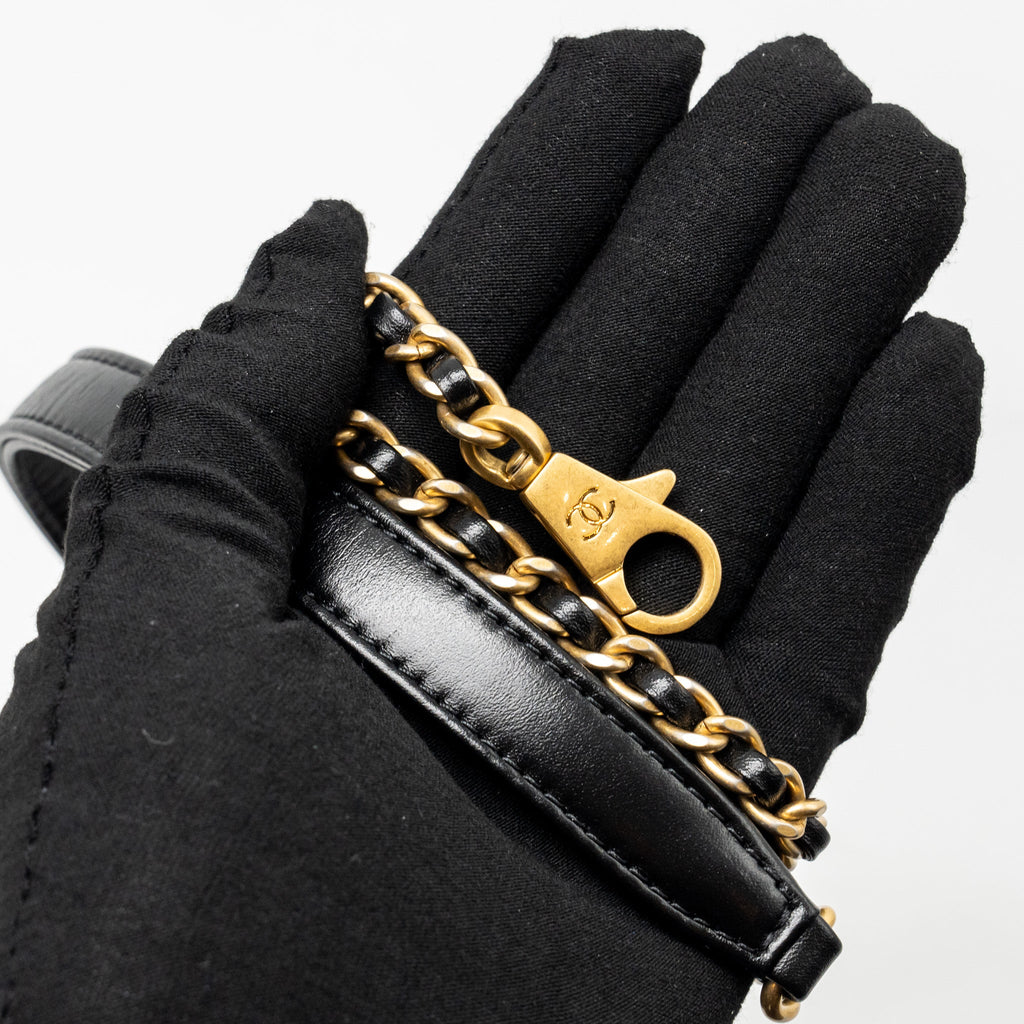 chanel-detailed-metal-handle-small-coco-handle-flap-bag-calfskin-black-ghw-microchip