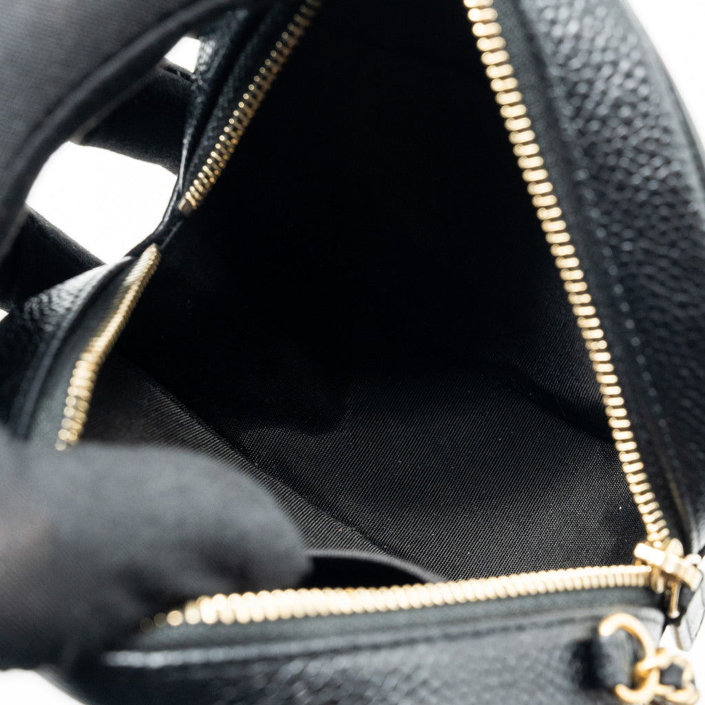 chanel-cc-filigree-quilted-round-crossbody-bag-caviar-black-ghw-copy