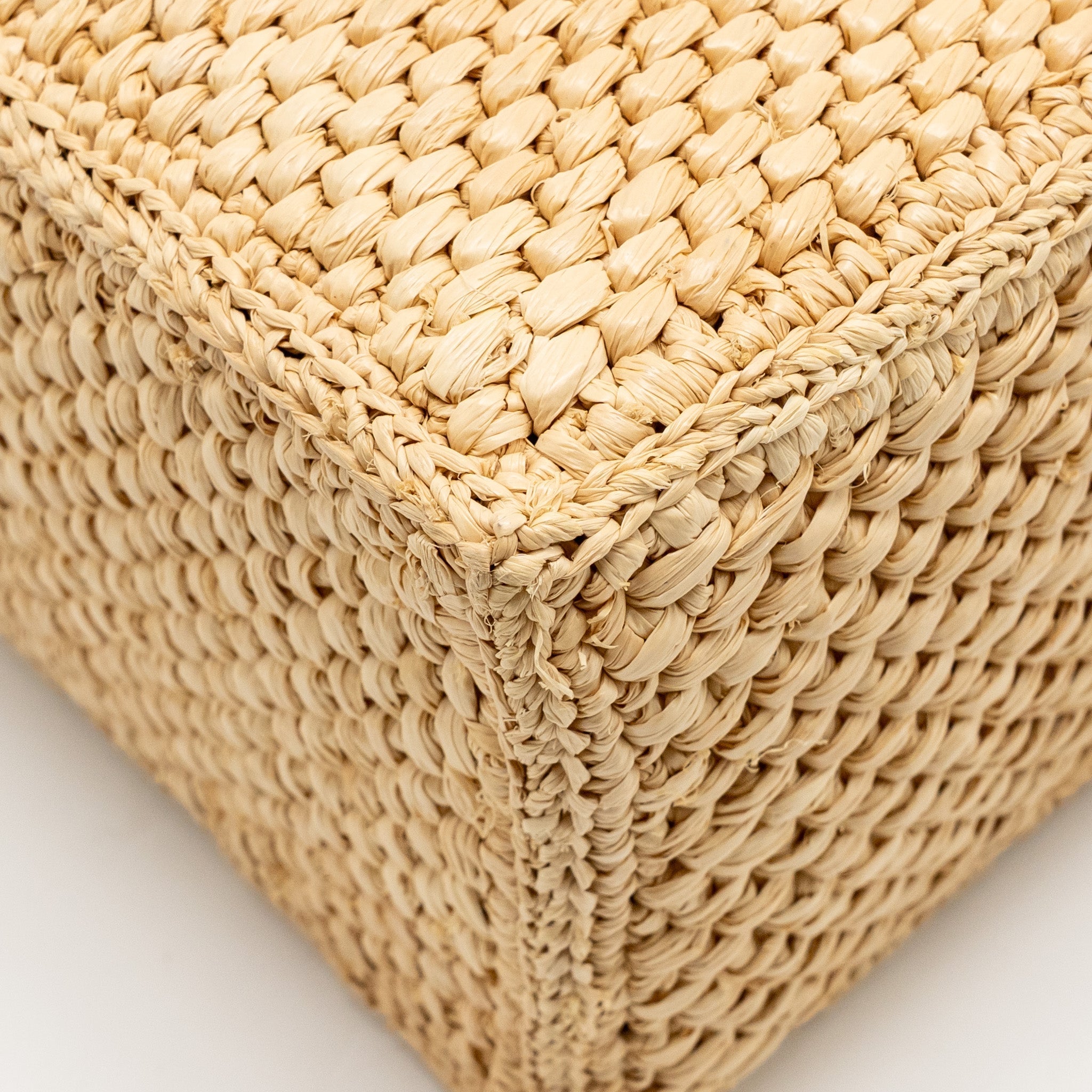 loewe-small-font-tote-bag-raffia-calfskin-natural-ghw